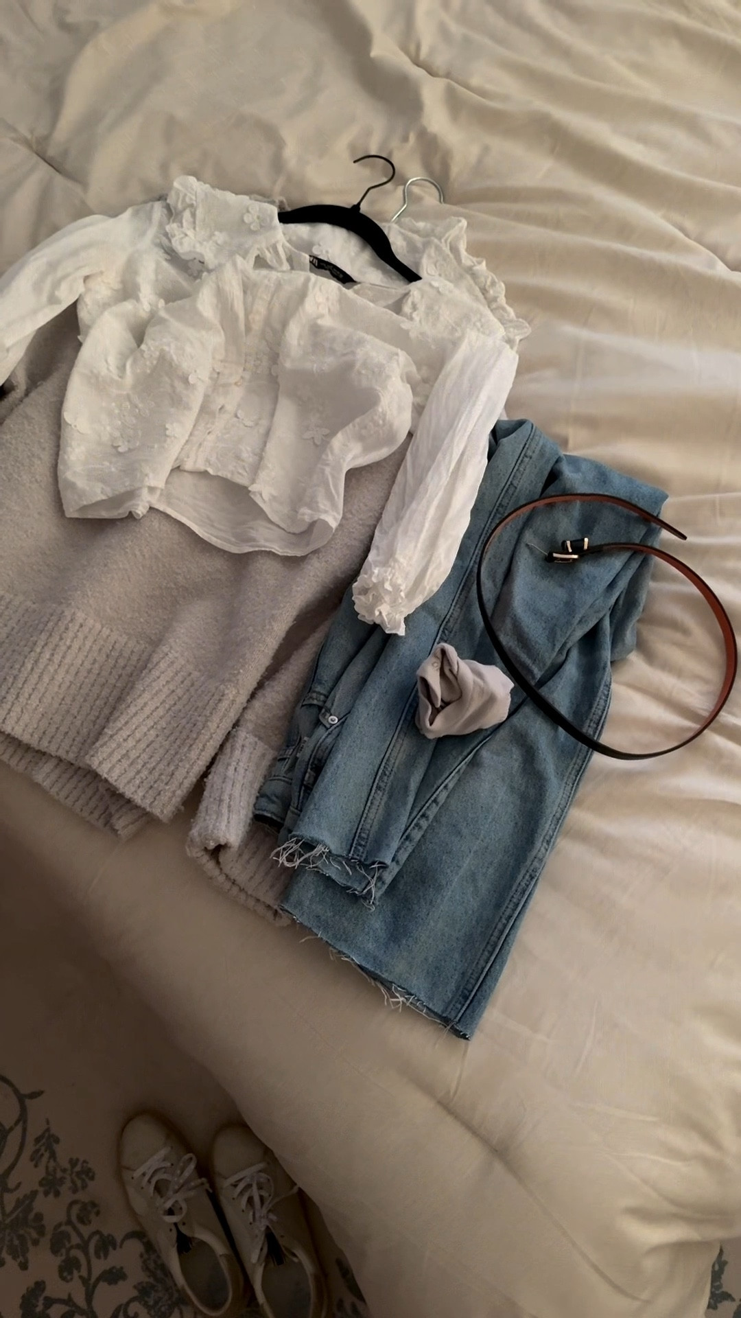 spend the morning with my WFH !!!

#LTKvlog #LTKdayinmylife #LTKmorningroutine