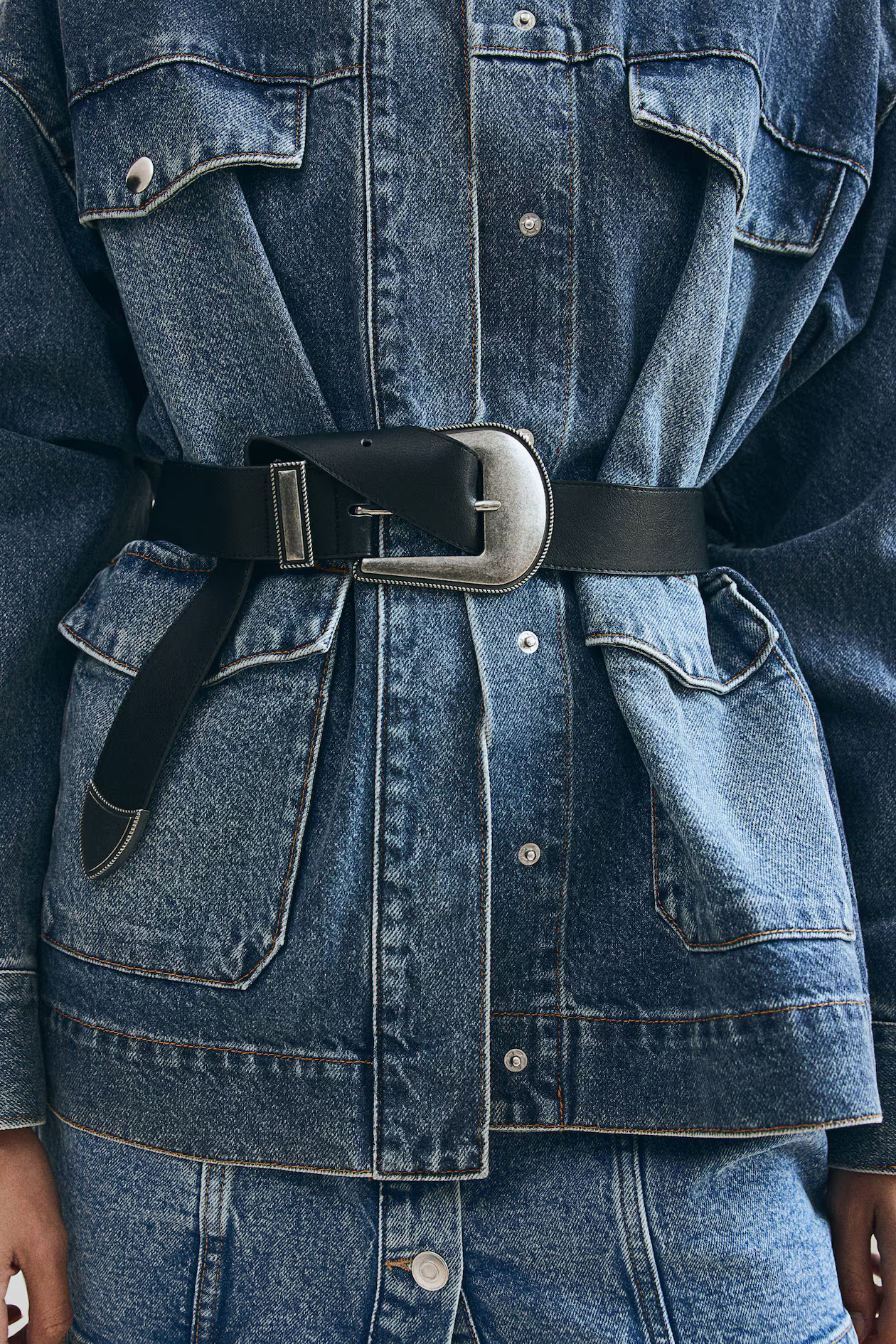 Gürtel im Western-Look | H&M (DE, AT, CH, NL, FI)