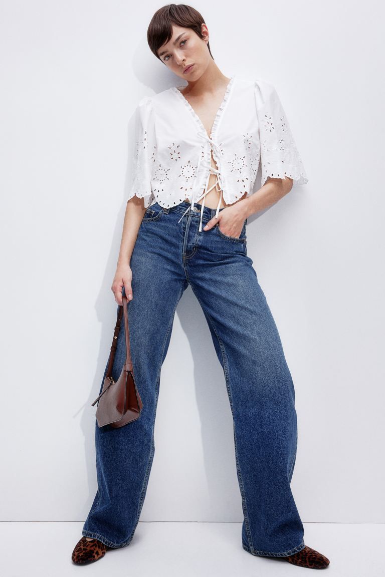 Cropped Blouse with Eyelet Embroidery - V-neck - Short sleeve - Cream - Ladies | H&M US | H&M (US + CA)
