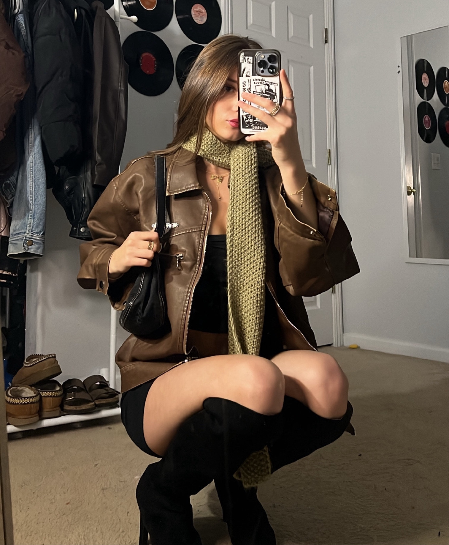 The perfect fall outfit ☕️🍁
