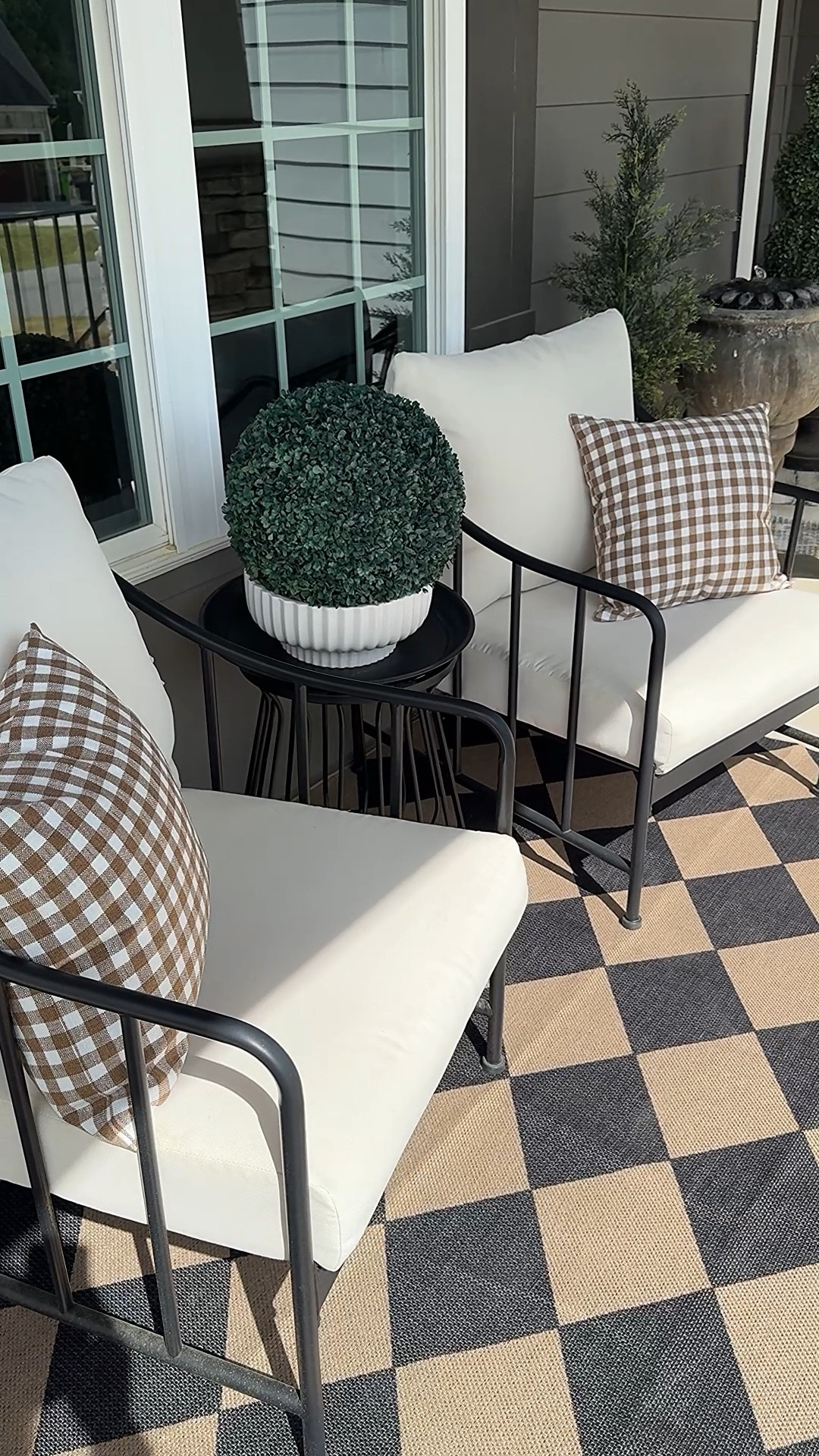 BACK IN STOCK!!
My cream 3 piece conversation set is back. It won’t last🥴.

Patio furniture, porch furniture, outdoor rug, outdoor pillows, cedar trees, topiary ball, pillow inserts



#LTKSeasonal #LTKHome #LTKstorytime