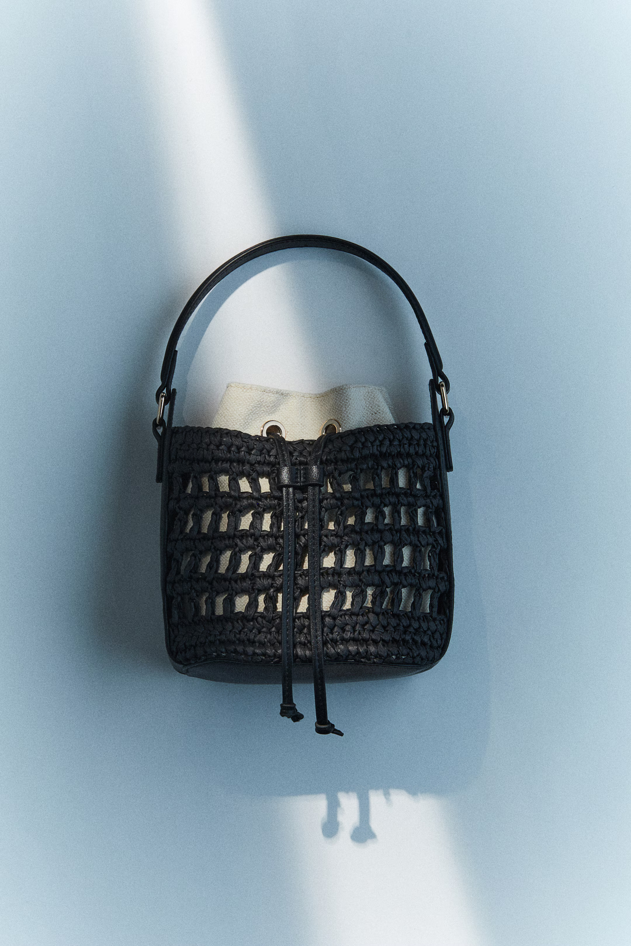 Straw Crossbody Bag | H&M (US + CA)