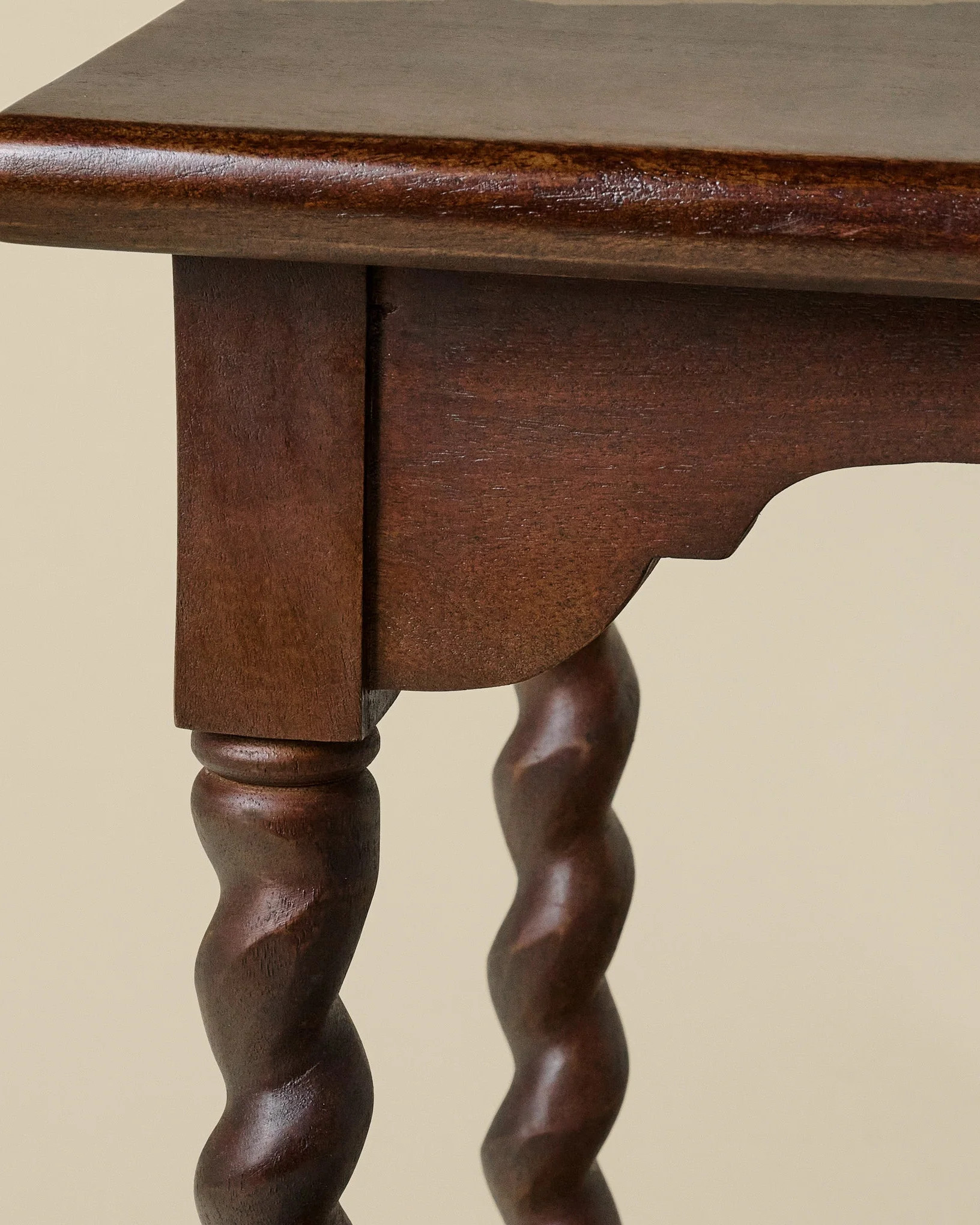 Barley Twist Accent Table | Magnolia