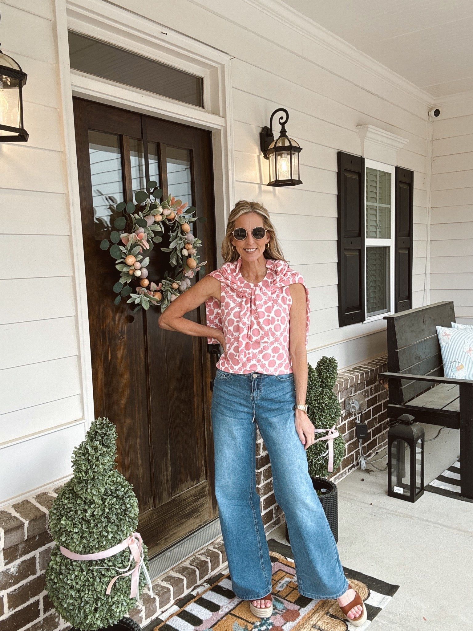 The $21 viral jeans everyone is talking about.Slouchy fit, elastic waist, wide leg, and so easy to style. I’m seeing these everywhere… and this Walmart pair is SO good. Comment JEANS for the link. 

Grab them before they sell out… and trust me, they will. I’m obsessed. Try-on in stories.  

Follow @lightandlifestyled for everyday affordable finds..
