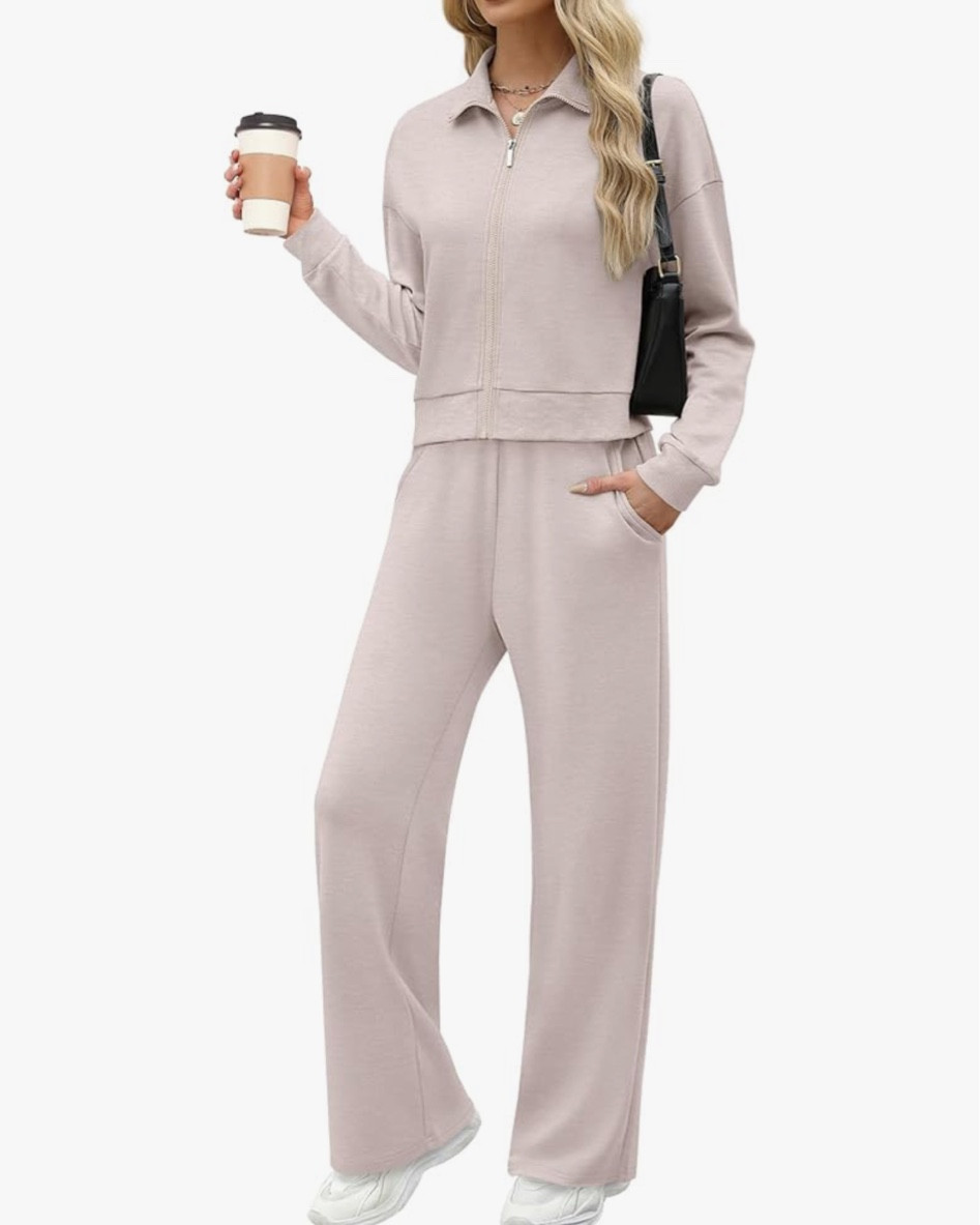 Travel Outfit | Travel Outfit Idea | Outfit Idea For Her | Airport Outfit | Lounge Wear | Cozy Girl | Travel Sets 

#LTKActive #LTKTravel #LTKStyleTip