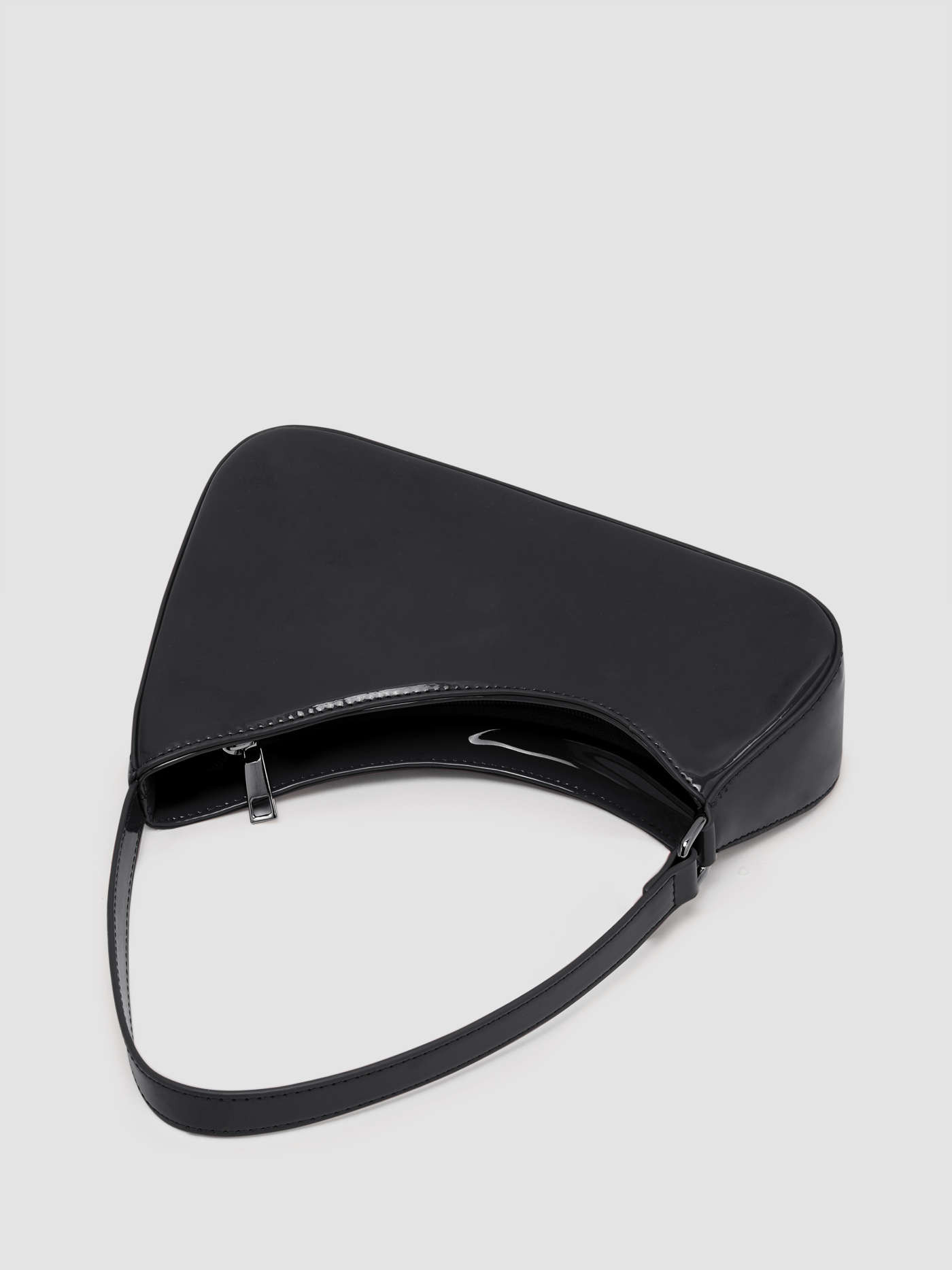 FAUX PATENT LEATHER SHOULDER BAG | Cider