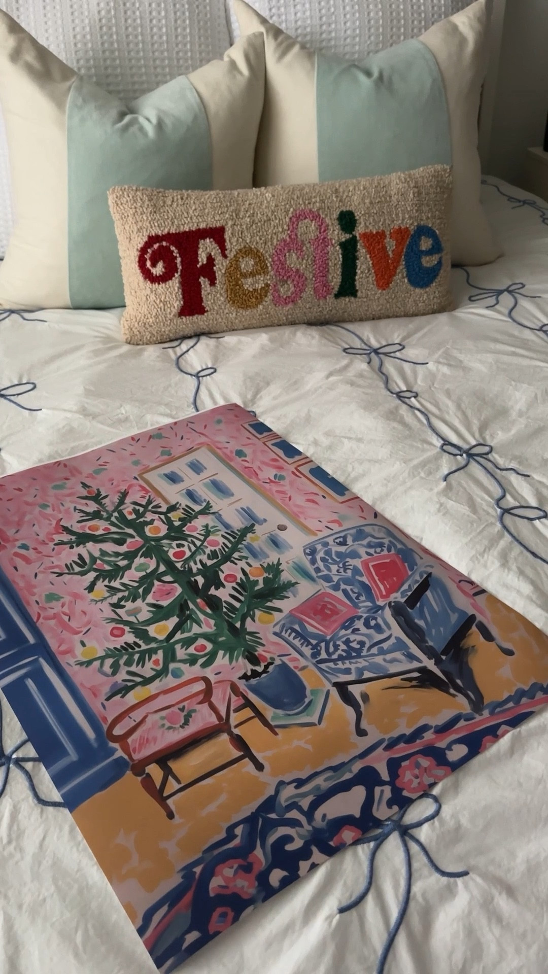 seasonal print switch up! I love finding new prints from Etsy and switching them out in my acrylic float frame. Such a fun and inexpensive way to freshen up your space and this Christmas print is too cute ❤️

#LTKHome #LTKHoliday #LTKSeasonal