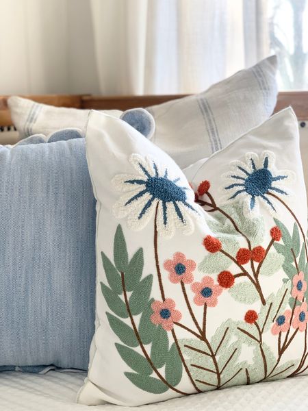 Shop Mae’s room by commenting BLUE…These pillows are to die for you should see the stitching on them ❤️it’s amazing what throw pillows can do to transform a  space❤️ ⁣
.⁣
#interiordecor #interiordesign #coastalhome #coastalphotography #coastalliving #coastaldecor #interior #summer 

#LTKSeasonal #LTKhome #LTKVideo