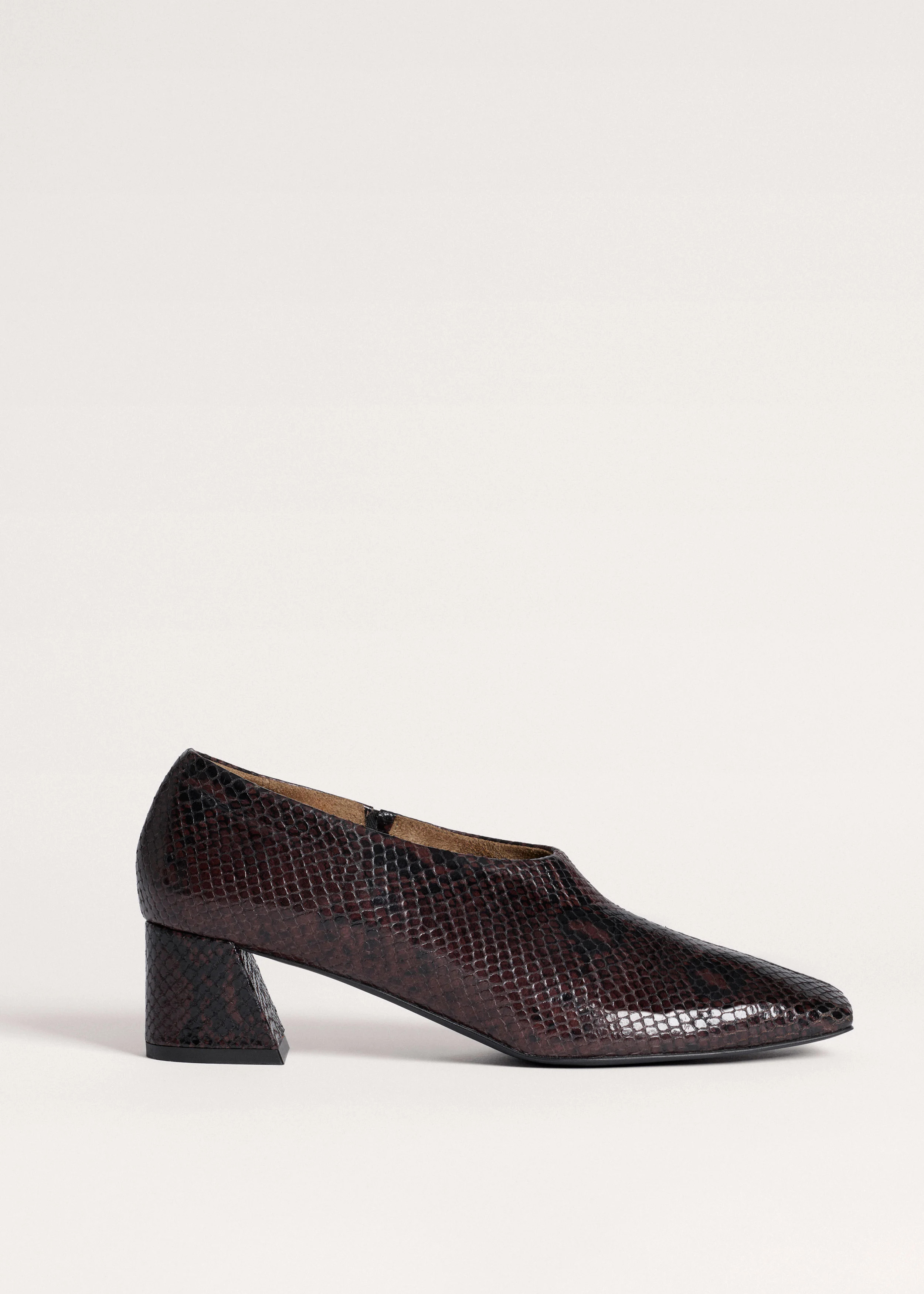 High Front Block Heel | ME+EM Global (Excluding US)