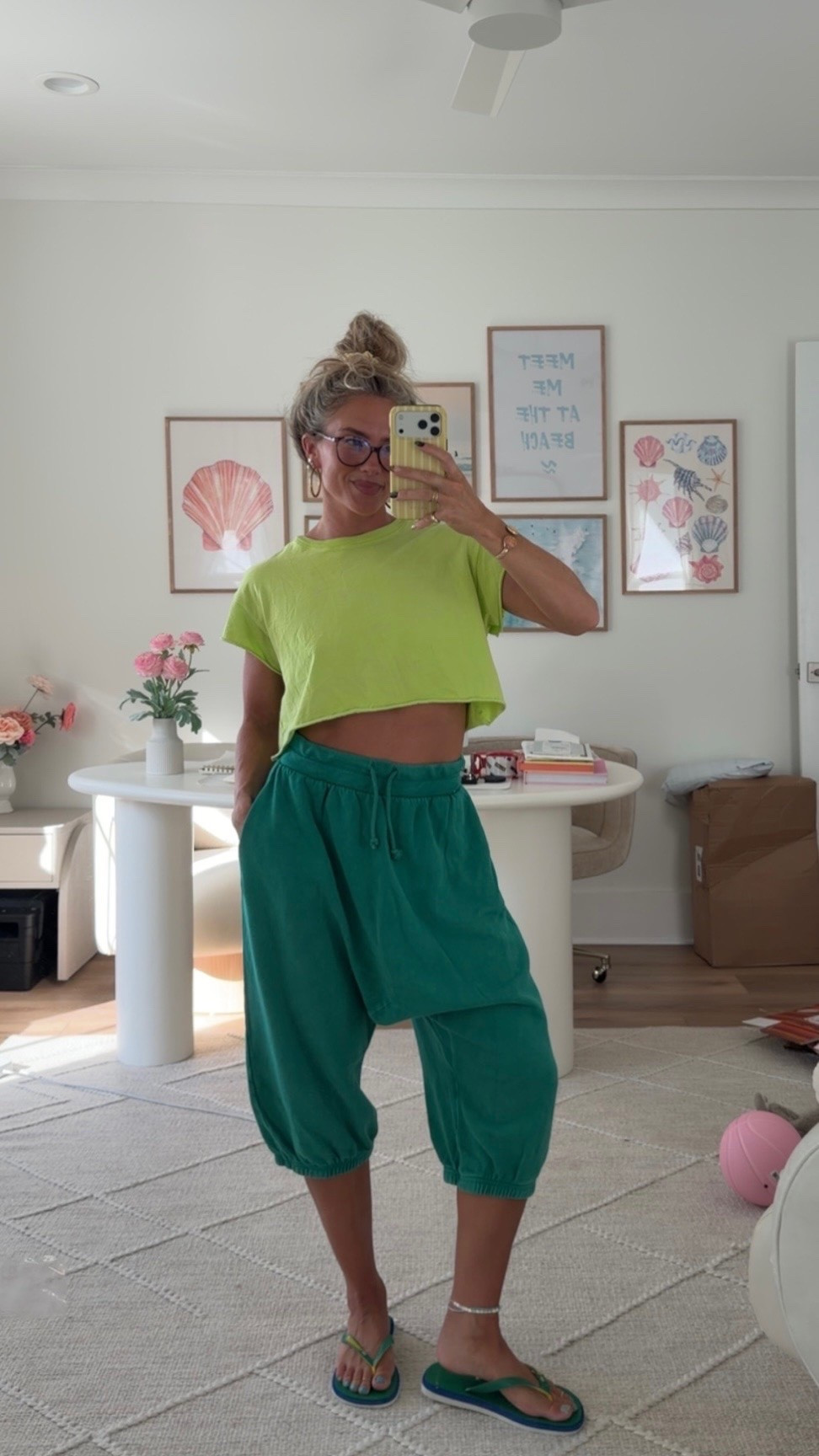 Shades of green 💚

#LTKootd #LTKdayinmylife #LTKSeasonal