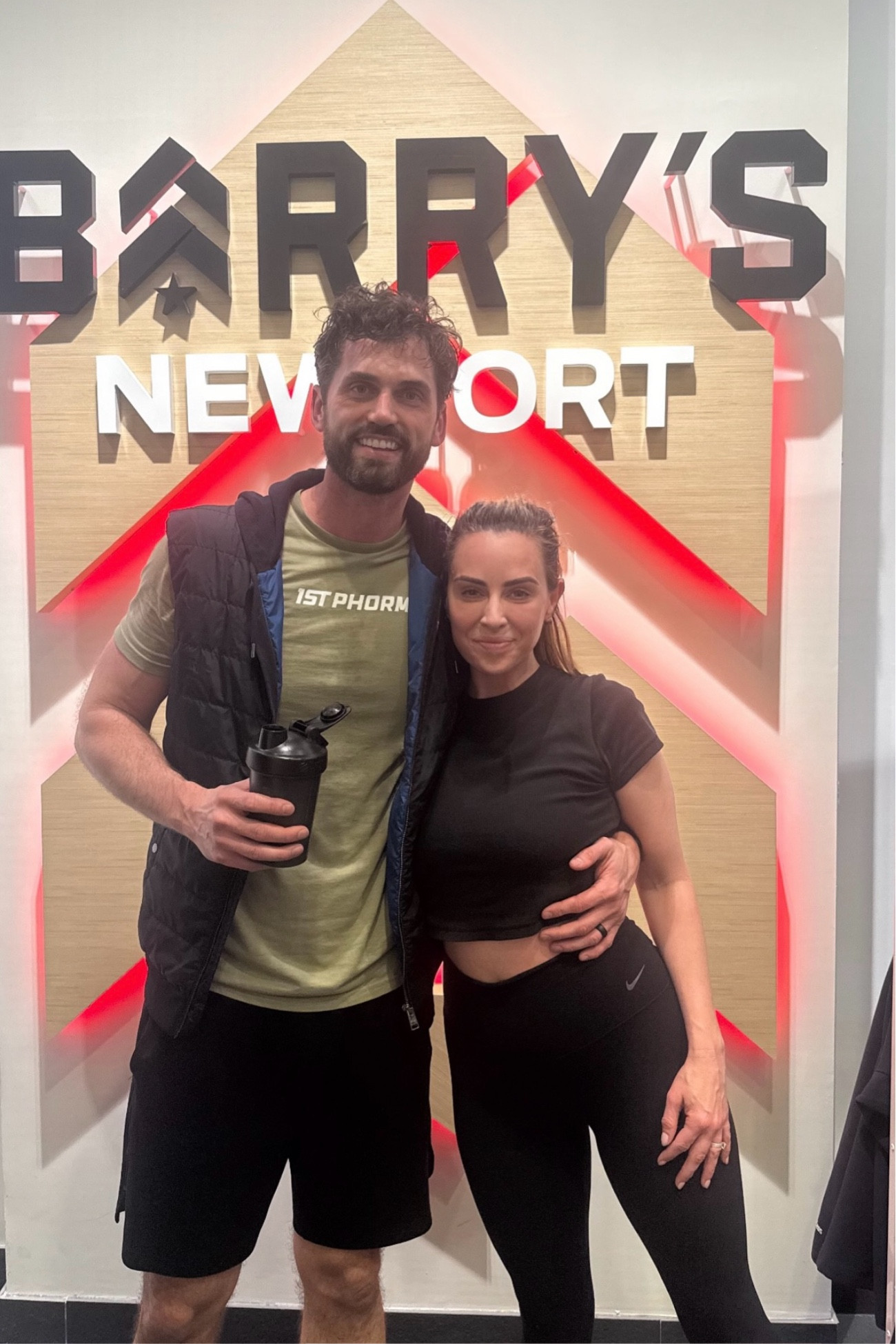 Take your hubby to workout day 💪🏼 Love these leggings from nike! 

#LTKStyleTip #LTKActive #LTKFitness