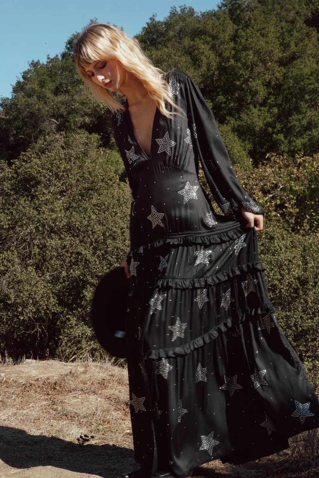 Star Tiered Plunge Maxi Dress | Nasty Gal (US)