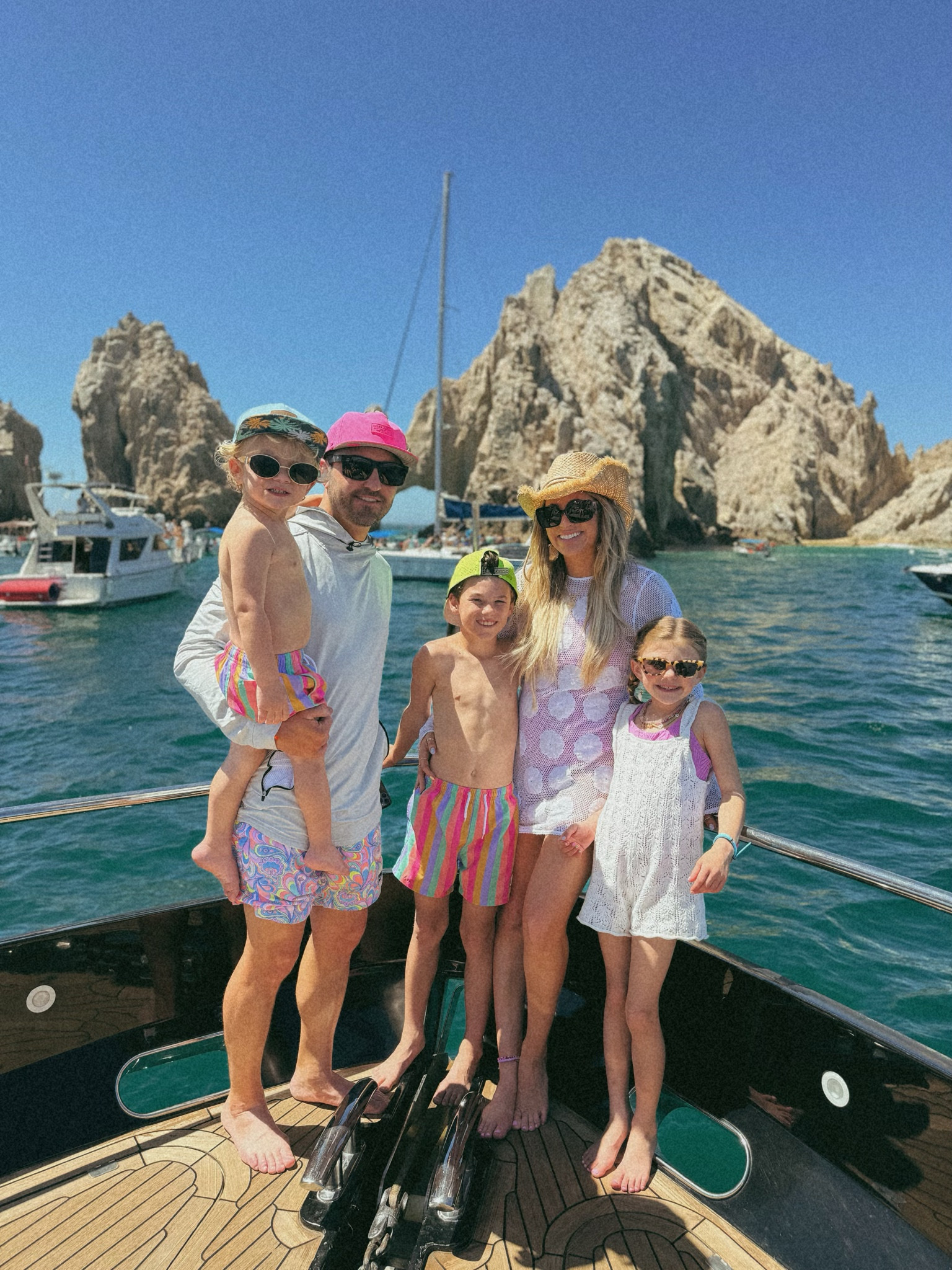 #LTKtravel #LTKSeasonal #LTKitbag