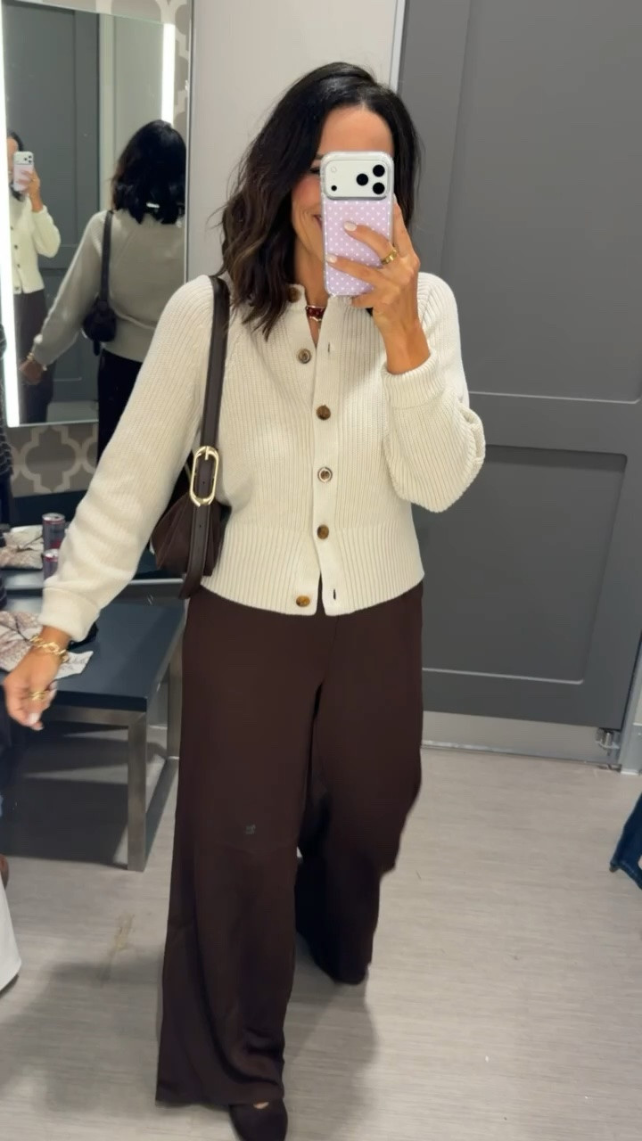 such a cute Target cardigan 🤎 the perfect classic fall outfit!

@Target 

small

#TargetFinds #TargetStyle #TargetFashion #FallFashion #FallStyle #Cardigan #AffordableFashion #LTKCreator