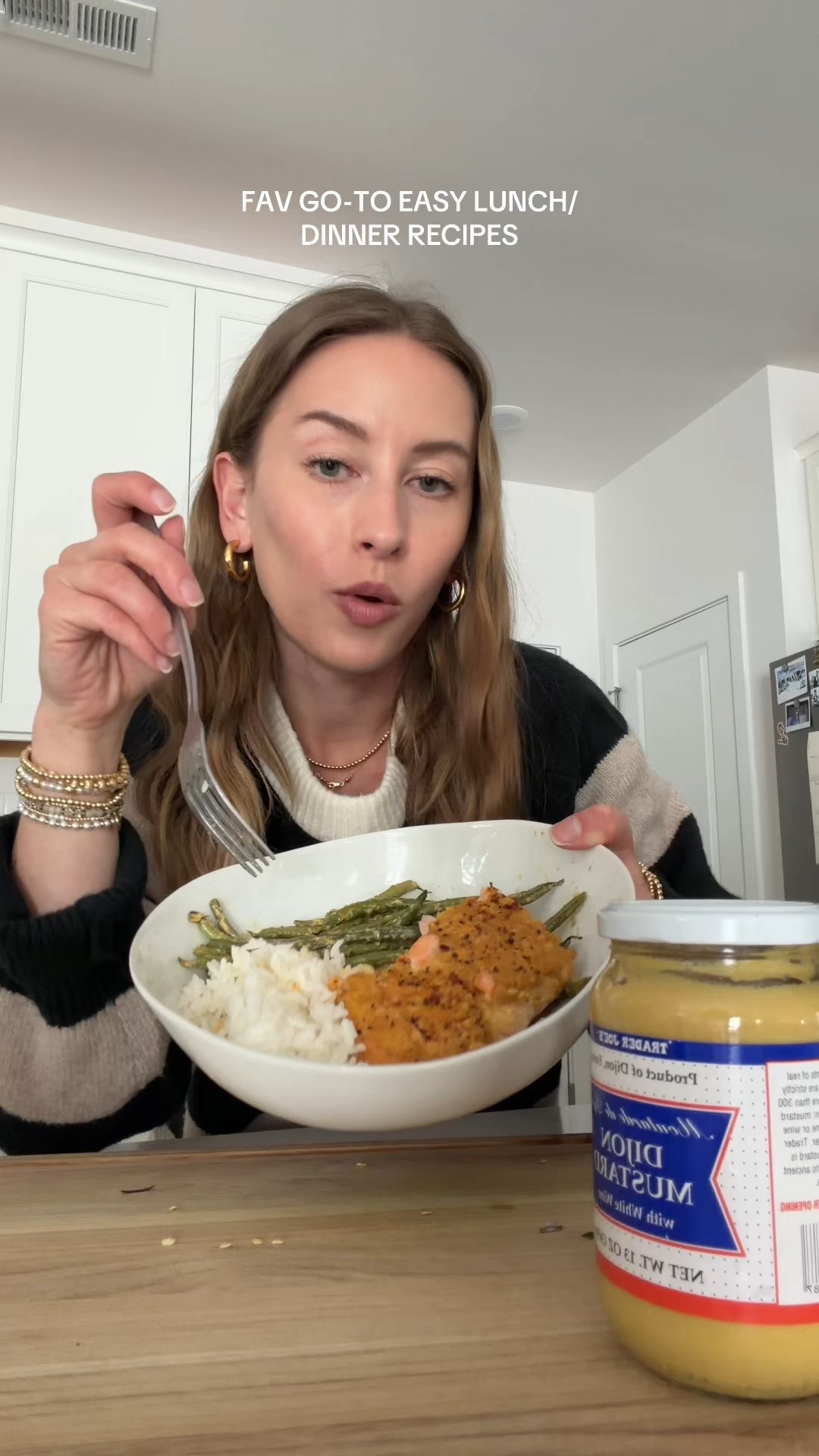 2/19/26 Go-to easy lunch/dinner recipe 🤍 Sharing one of my favorite simple meals that I make on repeat — quick, balanced, and realistic for busy days.

Also linking the neutral striped sweater I’m wearing from Abercrombie (size medium for a relaxed fit). 

#LTKfoodie #LTKootd