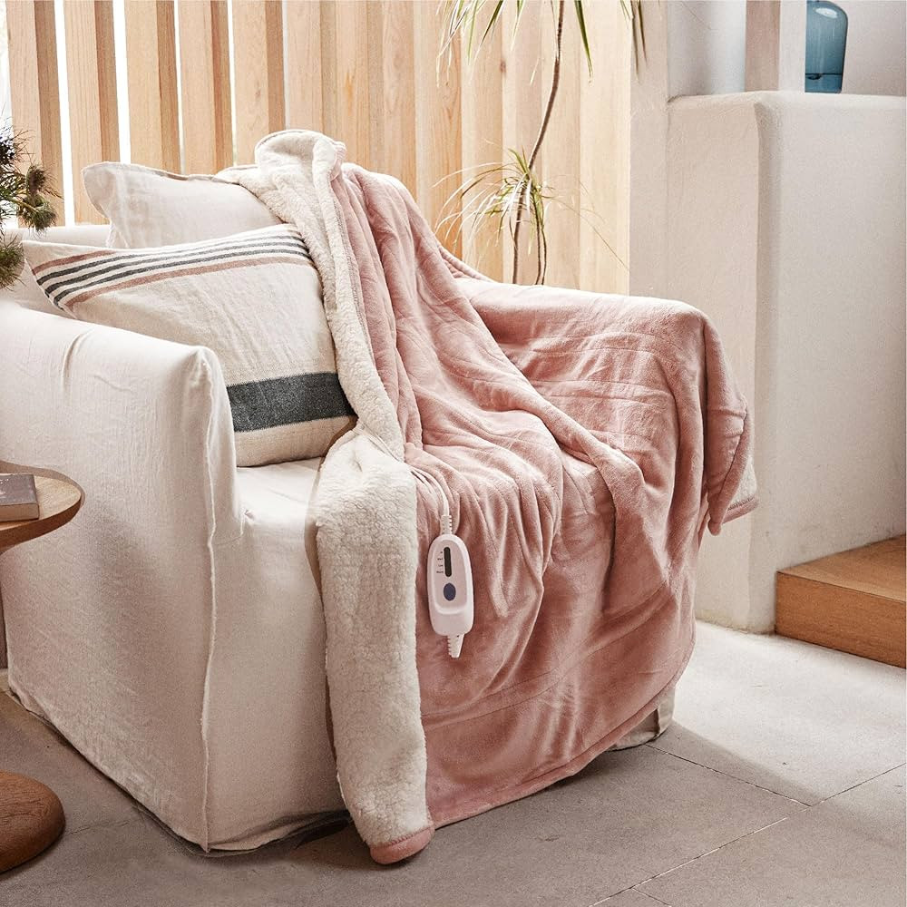 GOTCOZY Heated Blanket Electric Throw 50''X60''- Soft Silky Plush Electric Blanket with 4 Heating... | Amazon (US)