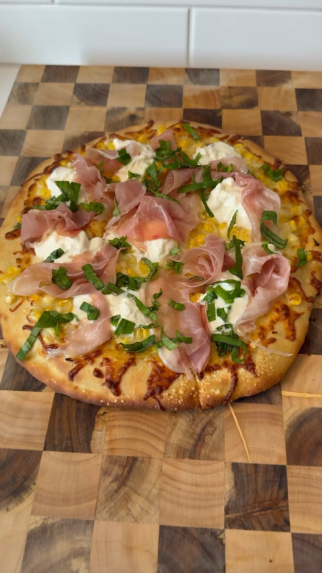 Let’s make a Corn, Burrata and Prosciutto Pizza!
Here’s the recipe ❤️
https://wolfcaster.kitchen/recipes/f/corn-burrata-and-prosciutto-pizza

#LTKdayinmylife #LTKfoodie #LTKHome
