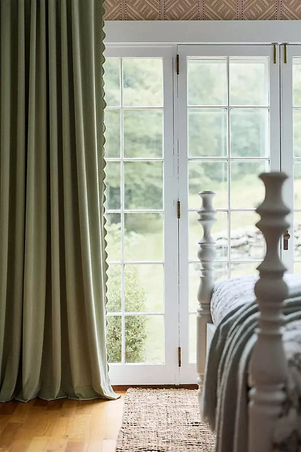 Trova Velvet Scalloped-Edge Curtain | Anthropologie (US)