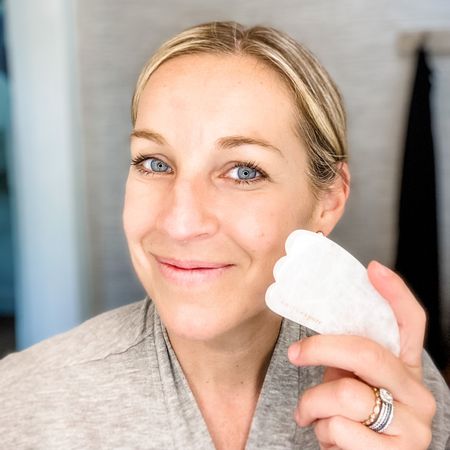 Nothing in my face except for the @switch2pure Well & Glow Rejuvenating Facial Oil! I applied it to clean skin and then used my gua sha to help keep away fine lines and wrinkles! I smell and feel amazing, like I just left the spa! 

Also linking the other products I’ve been using! 

Code KELLI for a discount! 

#LTKFind #LTKbeauty #LTKGiftGuide