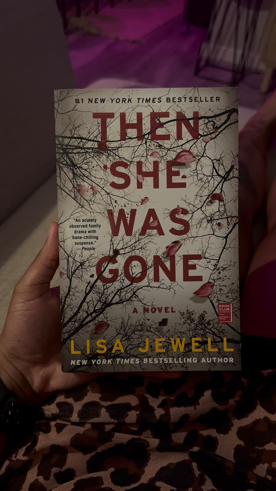 reading suggestions | thriller books 

#LTKHome #LTKFindsUnder100 #LTKWatchNow