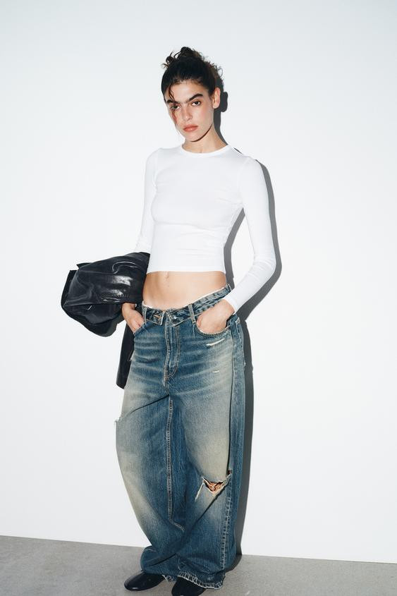 LONG SLEEVE T-SHIRT | Zara UK