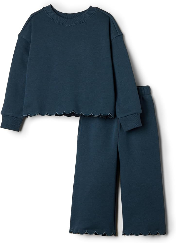 Amazon Essentials x Sofia Grainge Toddlers and Baby Girls' French Terry Trouser and Top Set | Amazon (UK)