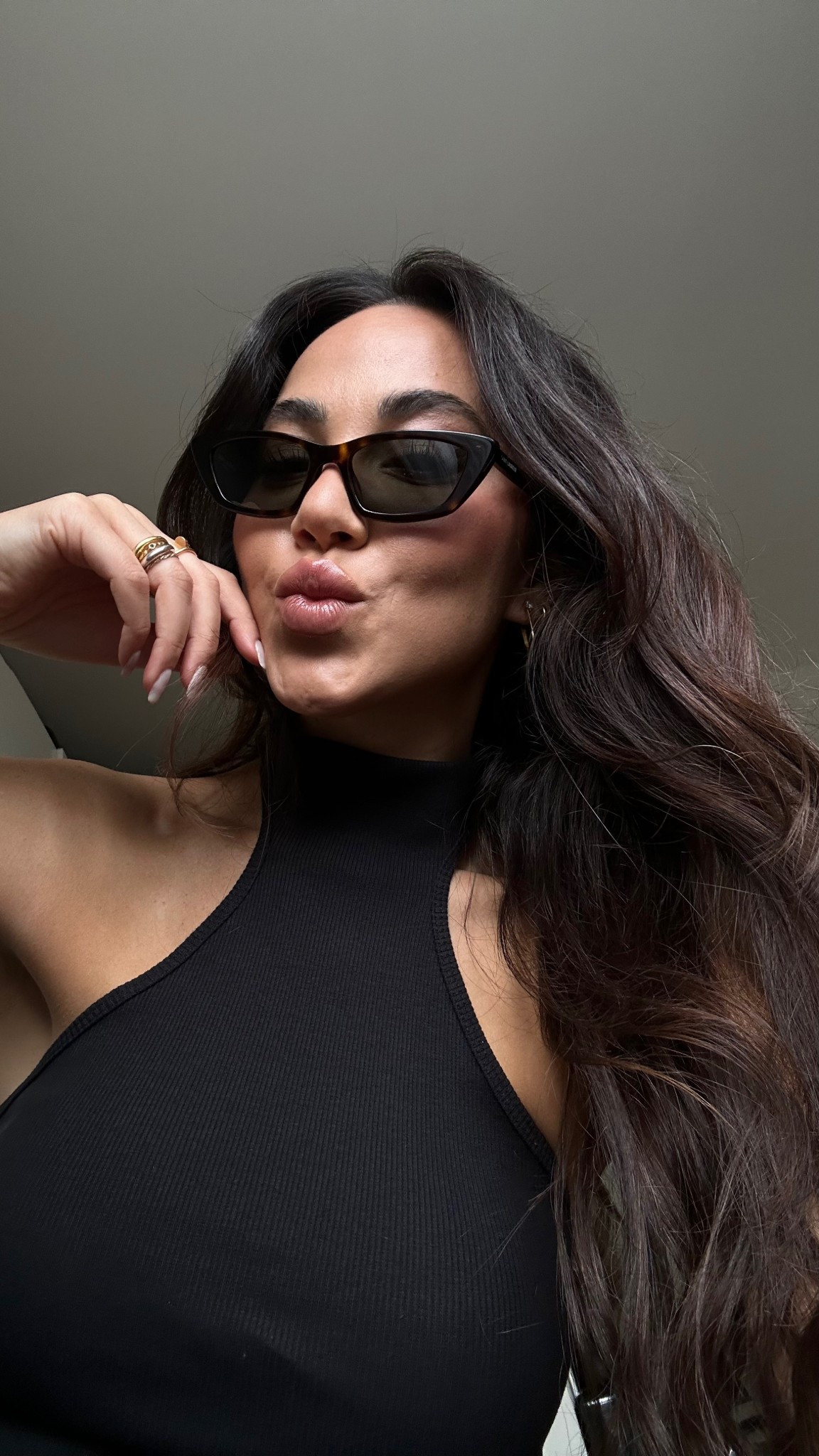 Ich habe das IT PIECE für 2025 gefunden, diese Sonnenbrille von YSL ist ein Must have  

#LTKstyletip #LTKluxury #LTKsummer