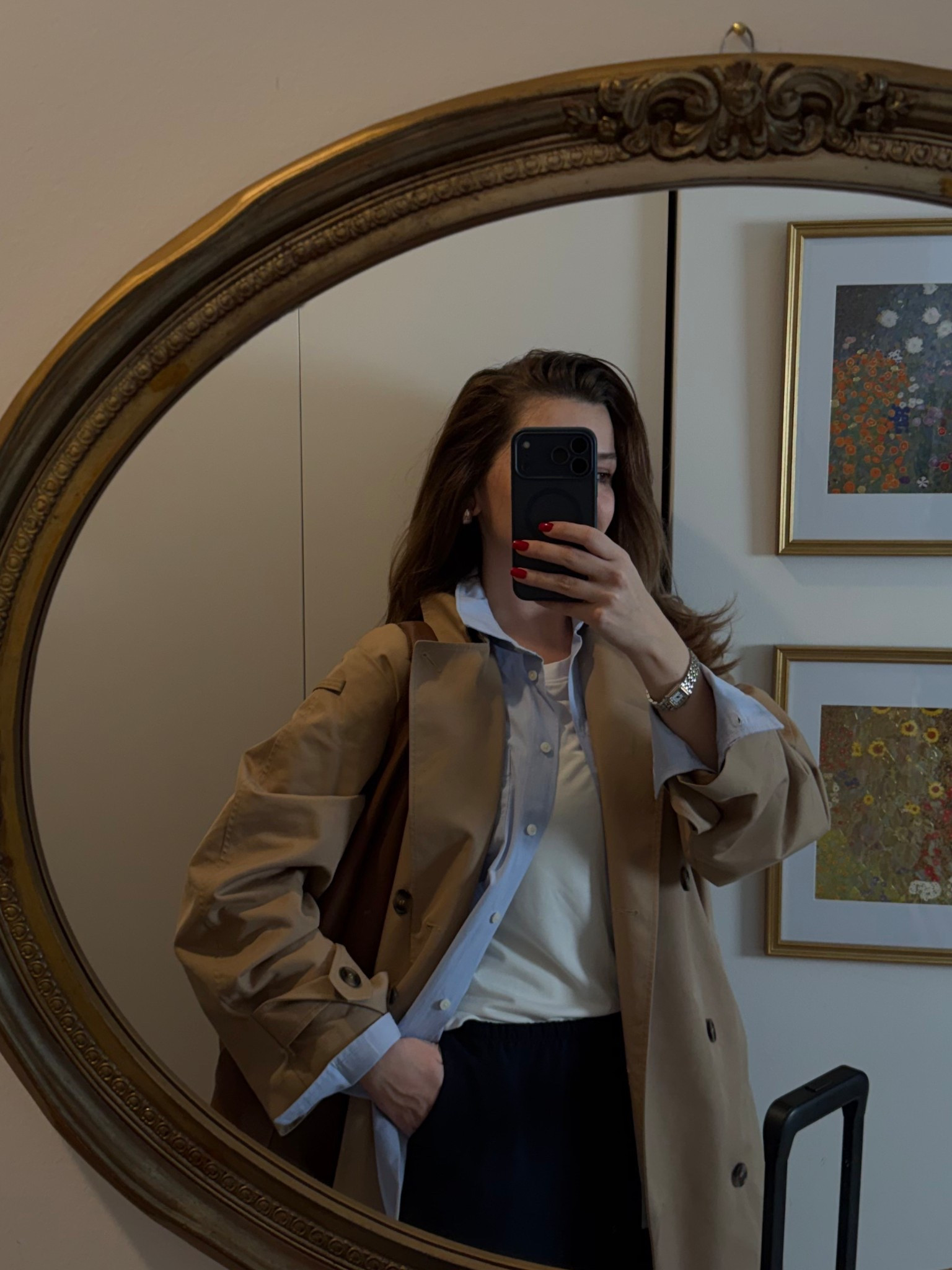 🛩️🤎☕️🧦✉️

What I wear to sit at 30,000 feet 🪽
Posting the full video later - Ioooove this “updated” take on an airport look 🫶🏻

#LTKSeasonal #LTKTravel #LTKWorkwear