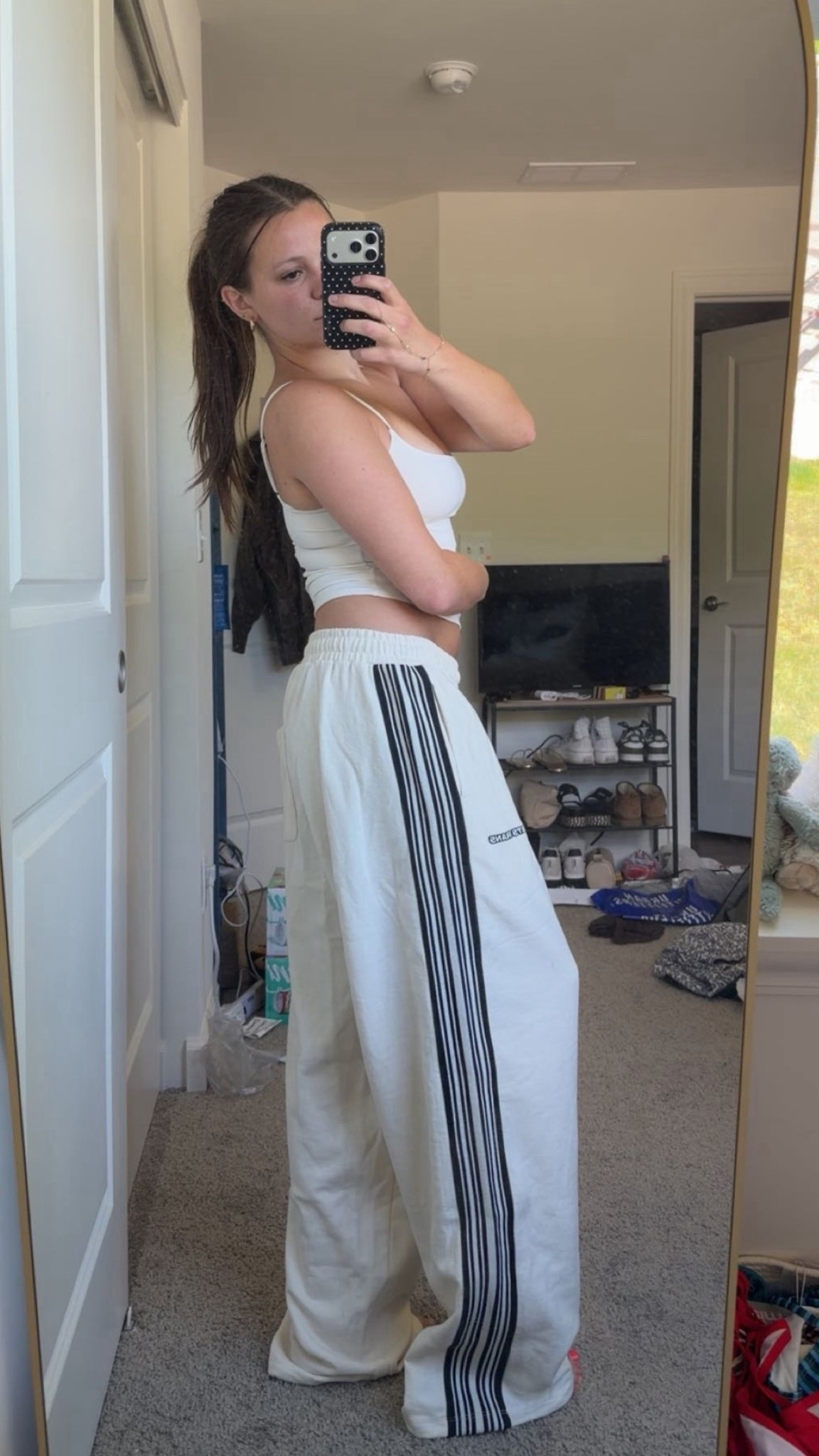Urban Outfitters White Sweatpants!

#LTKgrwm #LTKootd