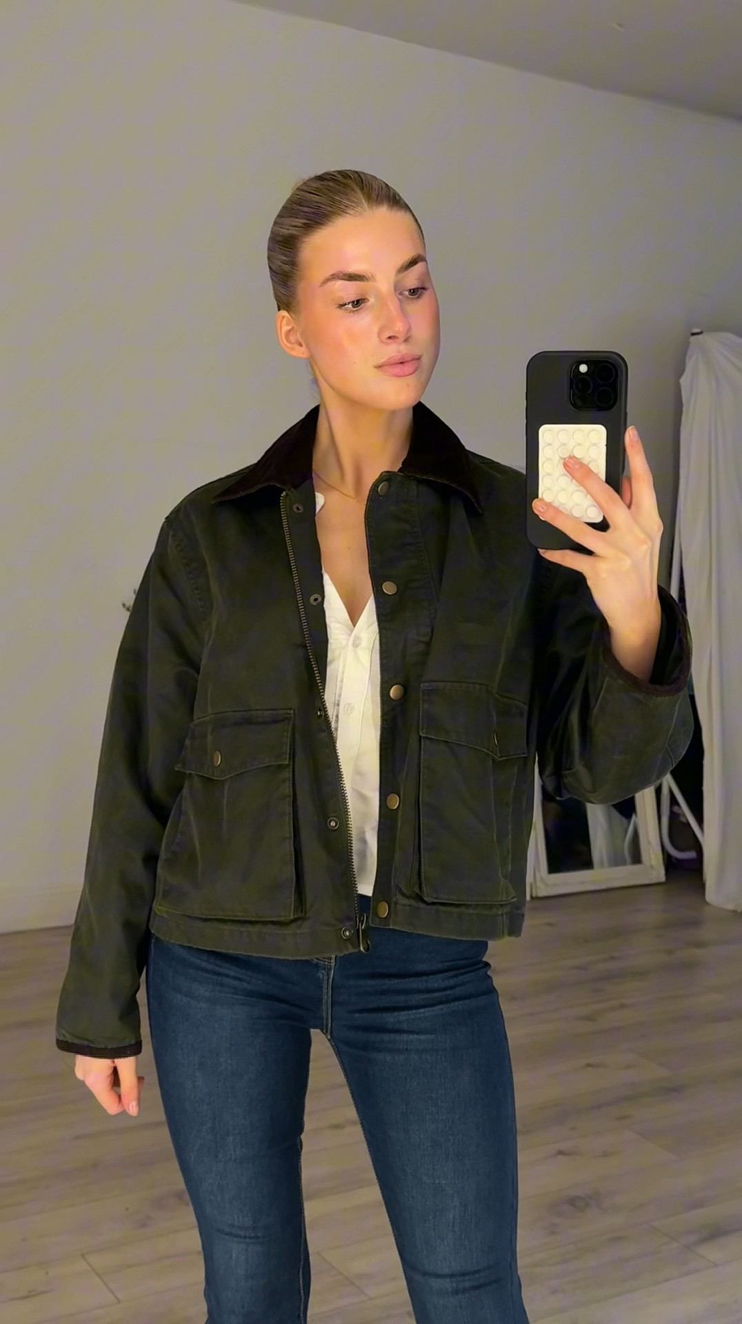 This is my new fav jacket 😫😫



#OOTD
#Styleinspo #Outfitideas #Fashioninspo #Lookbook #TrendAlert
#WardrobeGoals #DesignerWear #HauteCouture
#LuxuryFashio