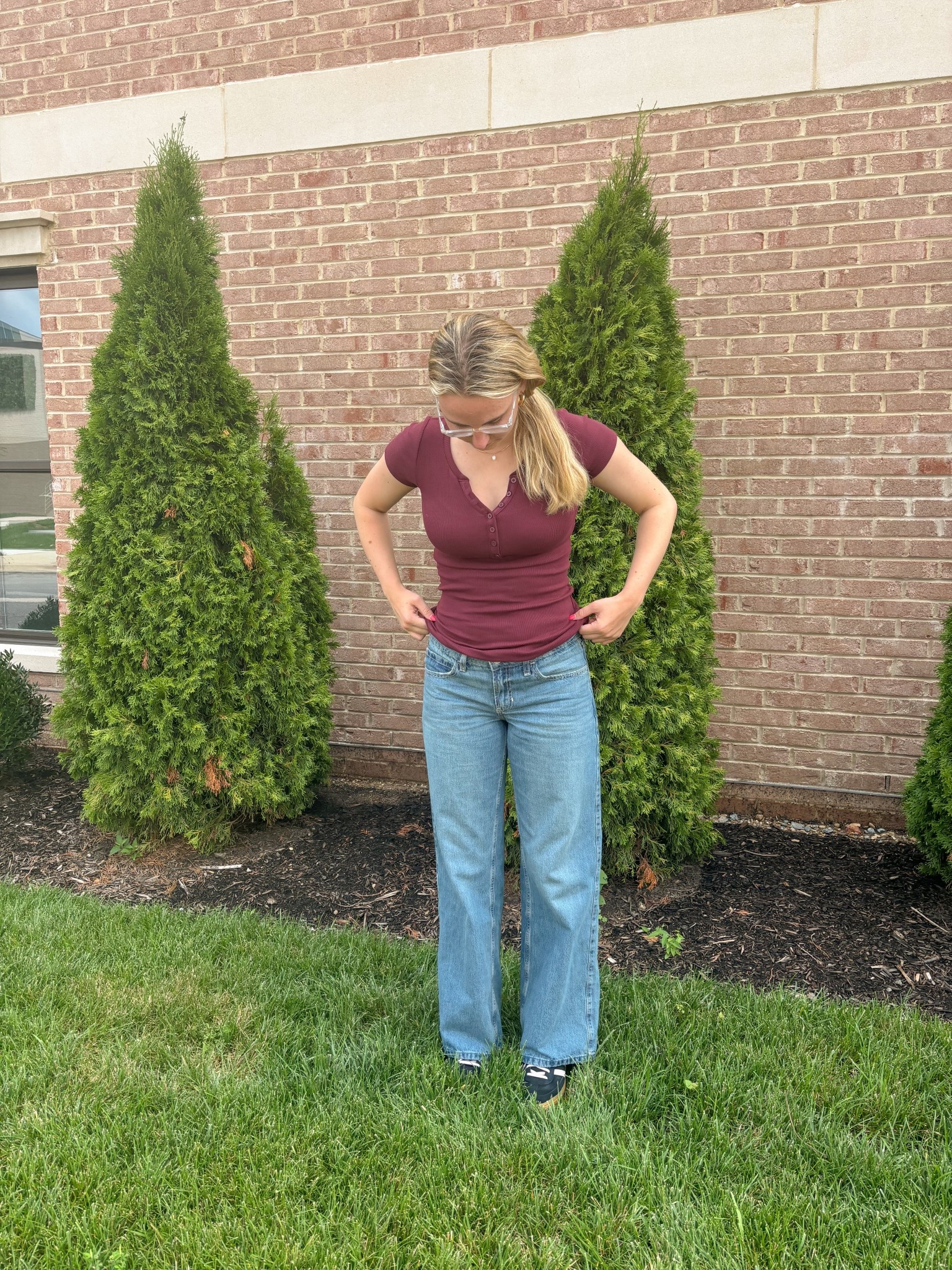 wearing an S top & 4 bottoms!!



#LTKStyleTip