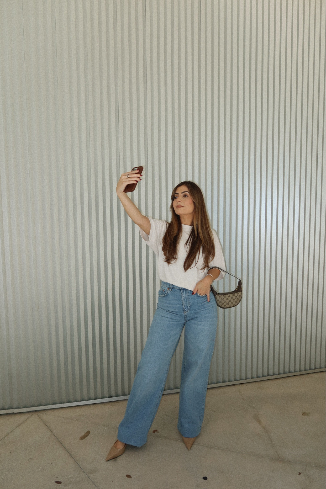 White t-shirt, wide leg jeans, heels 

#Summer #Outfit #Basics #Miami 

#LTKTravel #LTKSeasonal #LTKStyleTip