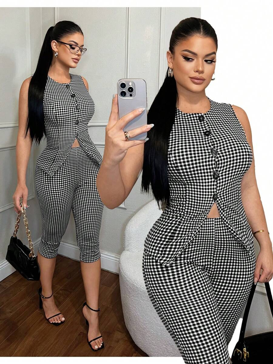 SHEIN SXY Plus Size Women's Black And White Plaid Sleeveless Vest And 3/4 Leggings Set,Elegant Su... | SHEIN