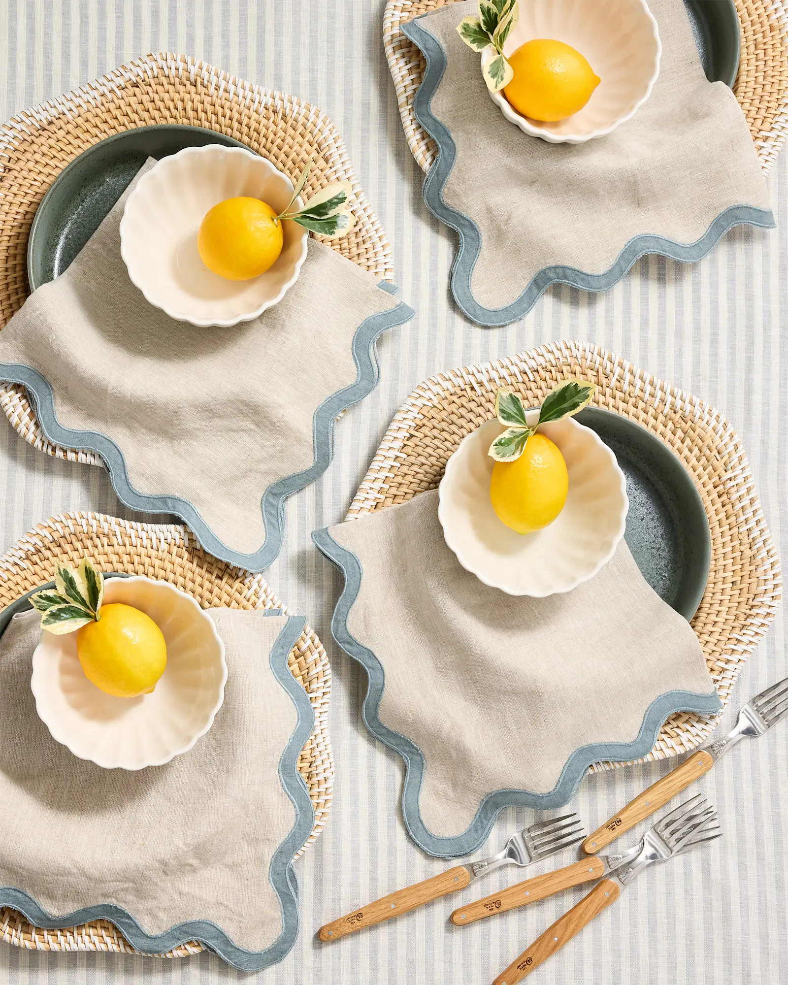 European Linen Scallop Edge Napkins (Set of 12) | Quince