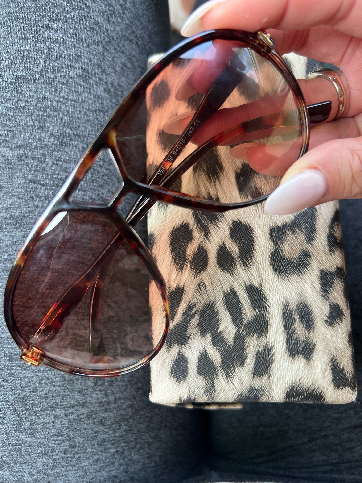 I love my retro Amazon aviator sunnies. Perfect Summer accessory, sunglasses, #LaidbackLuxeLife

Follow me for more fashion finds, beauty faves, lifestyle, home decor, sales and more! So glad you’re here!! XO, Karma

#LTKStyleTip #LTKFindsUnder50