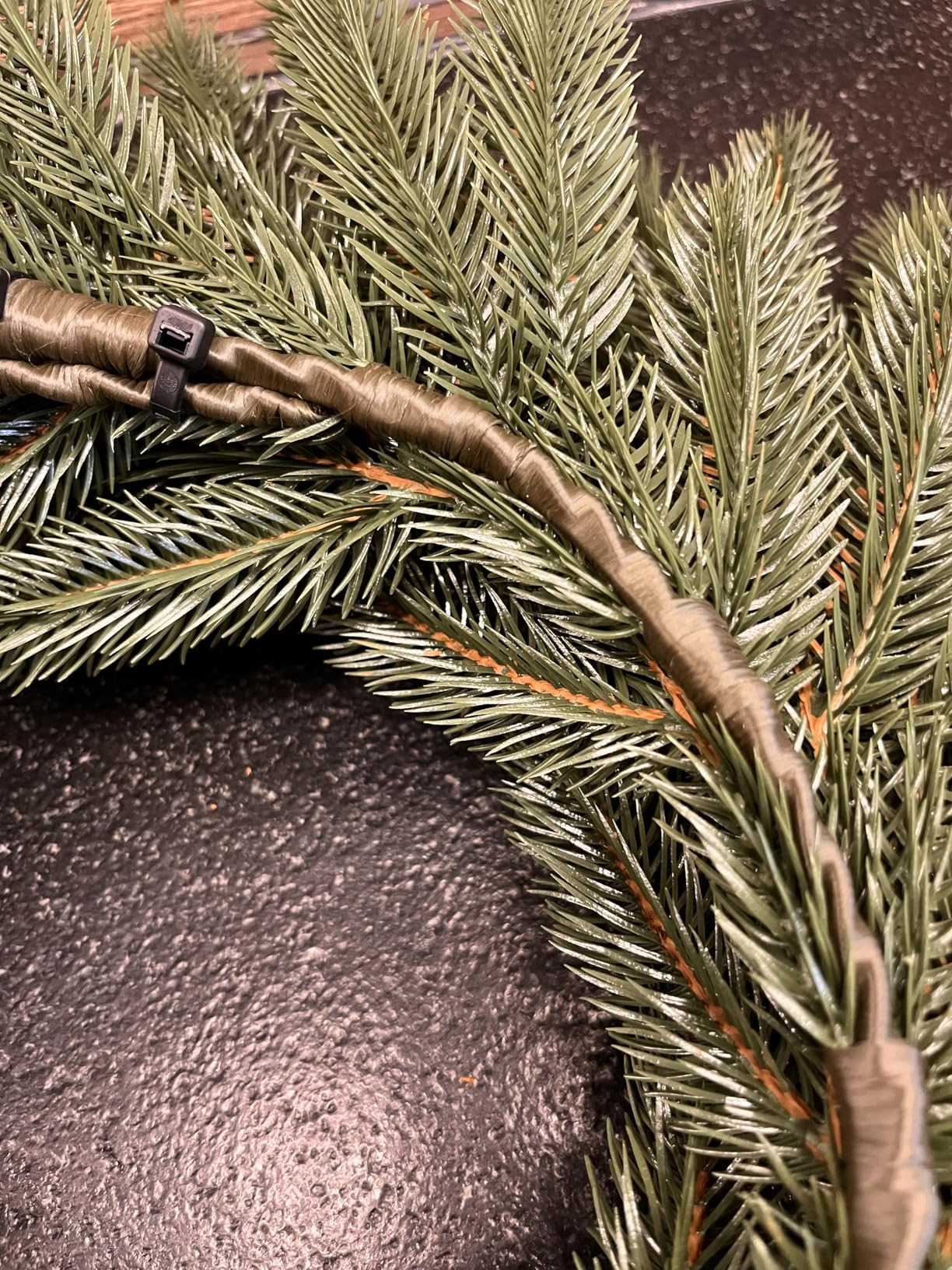 FAIRYTREES Weihnachtsgirlande grün 2 m aus 100% Spritzguss | Üppige Tannengirlande künstlich w... | Amazon (DE)