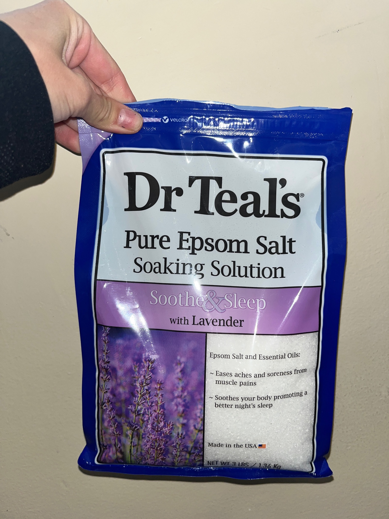 I have been working out more than I have in my entire life lately and this stuff is MAGIC✨

At the end of your day light some candles, play some calming music, and have a book ready while you soak. Its so soothing and relaxing  TRUST ME💜

#LTKFind #LTKGiftGuide #LTKbeauty