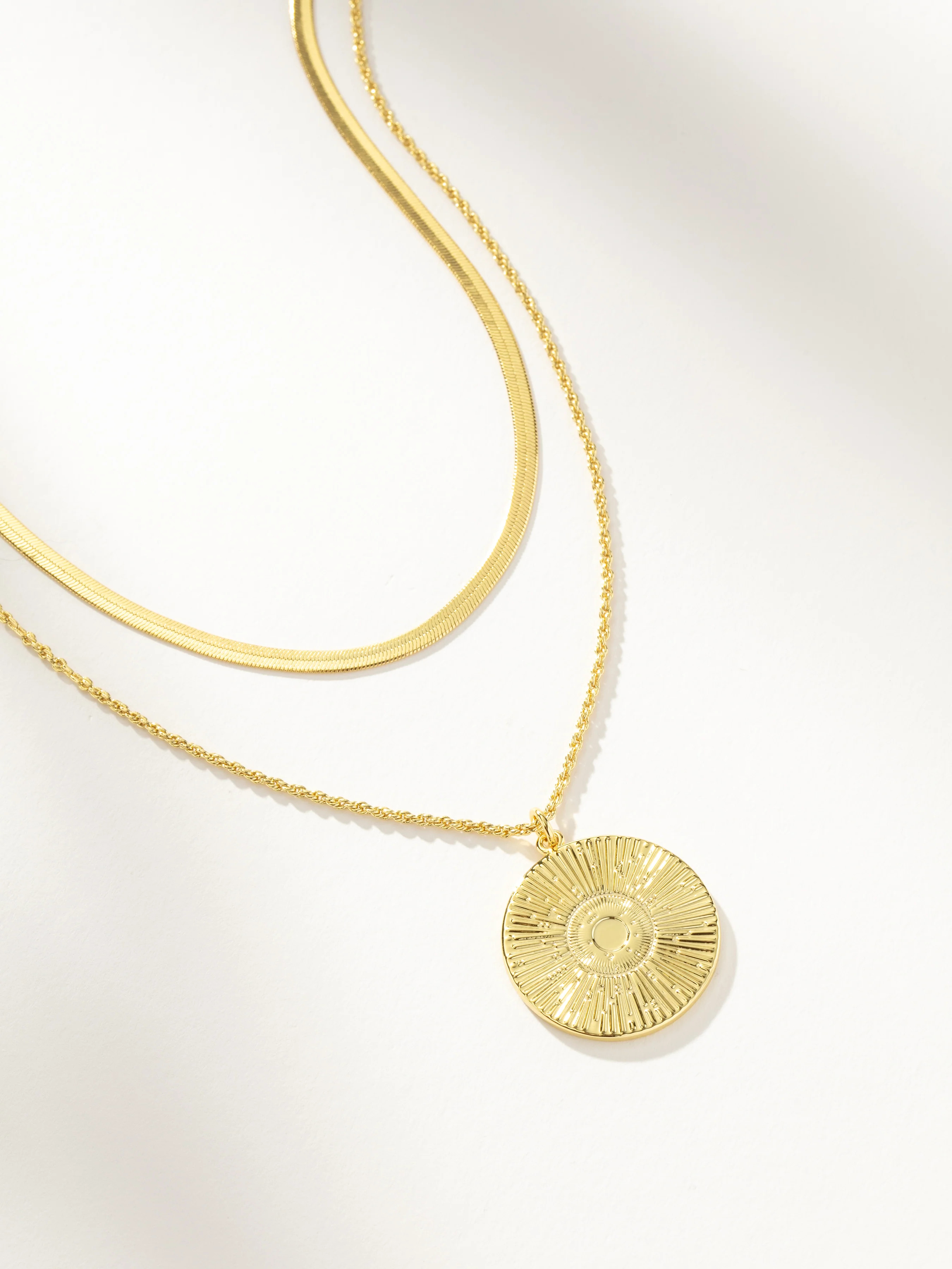 Simple Beauty Layered Chain Necklace Stack in Gold | Uncommon James | Uncommon James