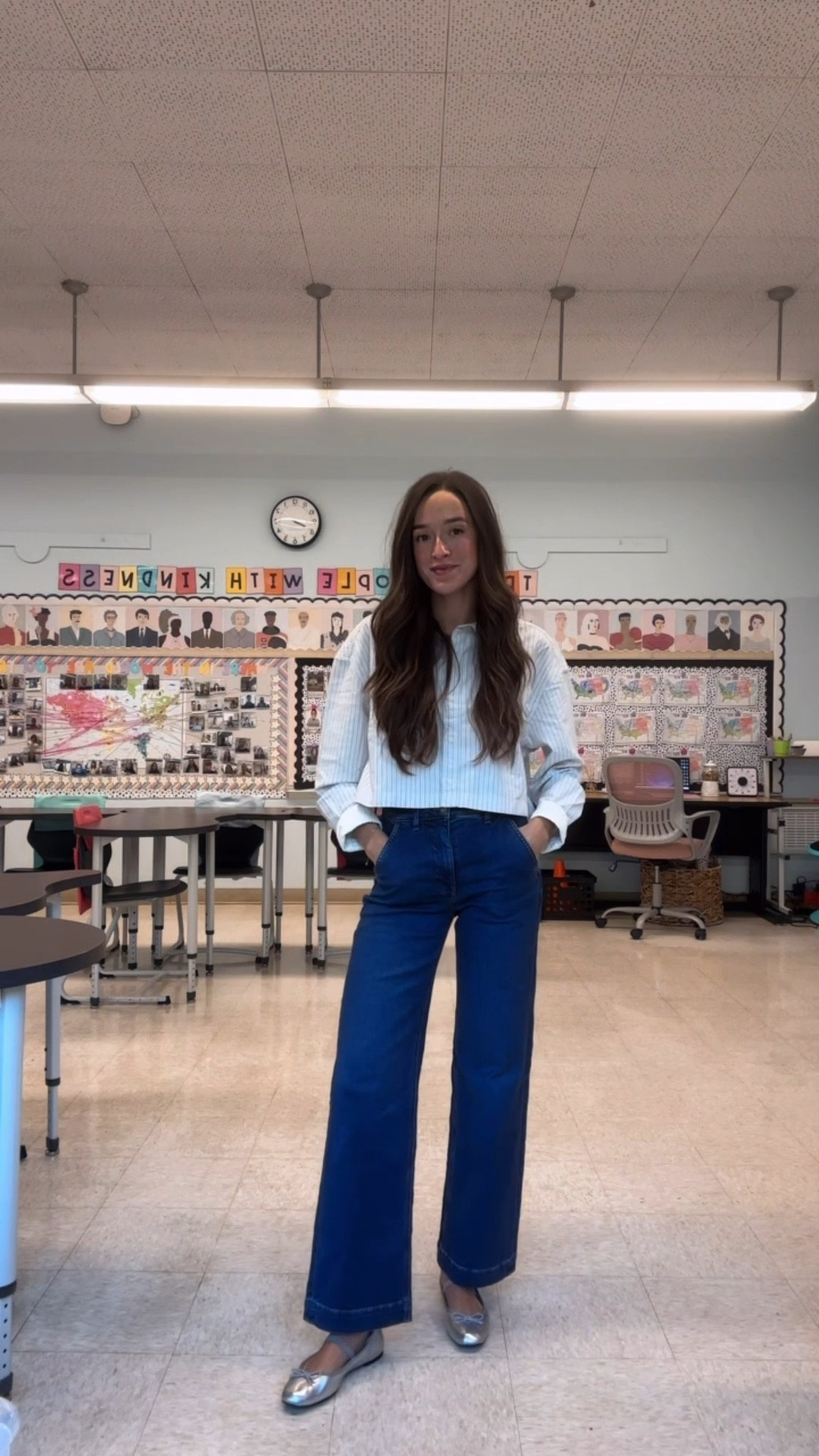 little jeans day for my #teacherootd

#LTKWorkwear #LTKootd #LTKSaleAlert