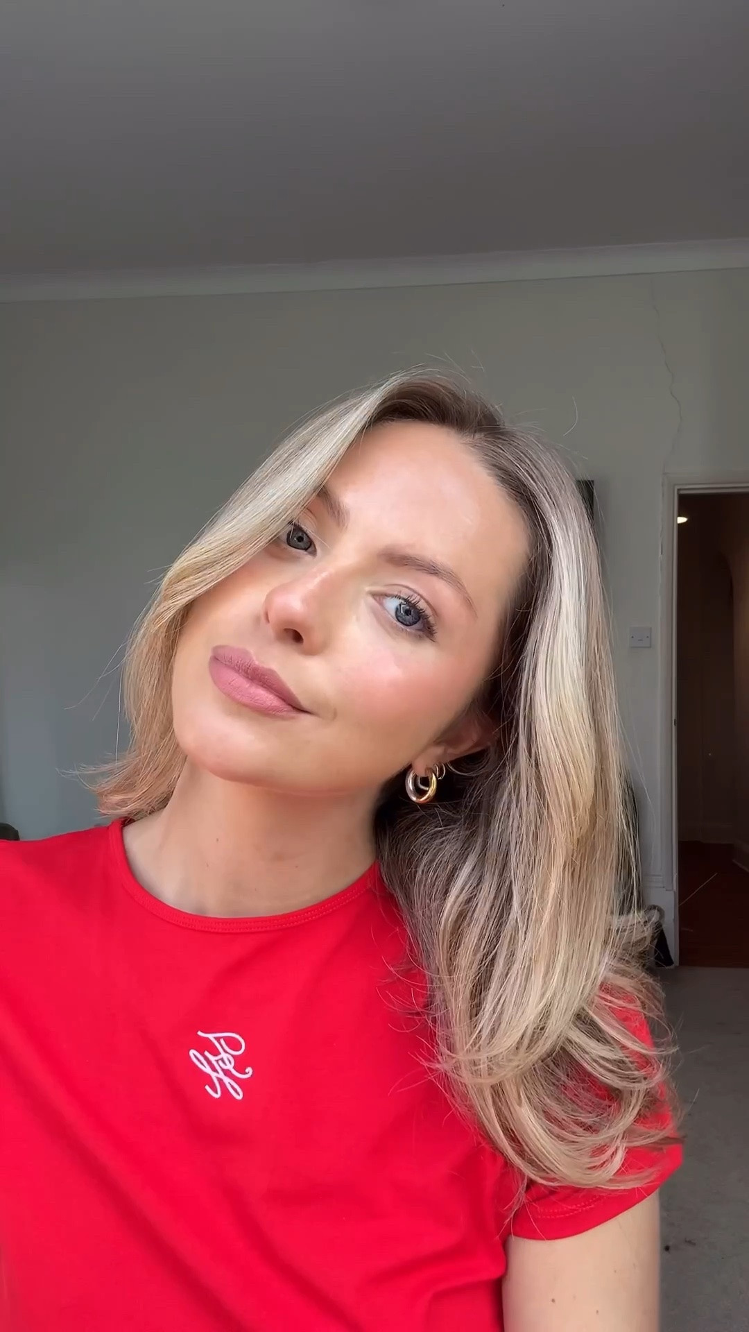 Glowy bronzed make-up look 🍑✨

By Terry, Beauty Pie, Rimmel, Smokey eye, peachy blush, sweed, brown lip liner, peachy nude lip, contour, benefit eye brown, hourglass highlight

#LTKuk #LTKspring #LTKbeauty