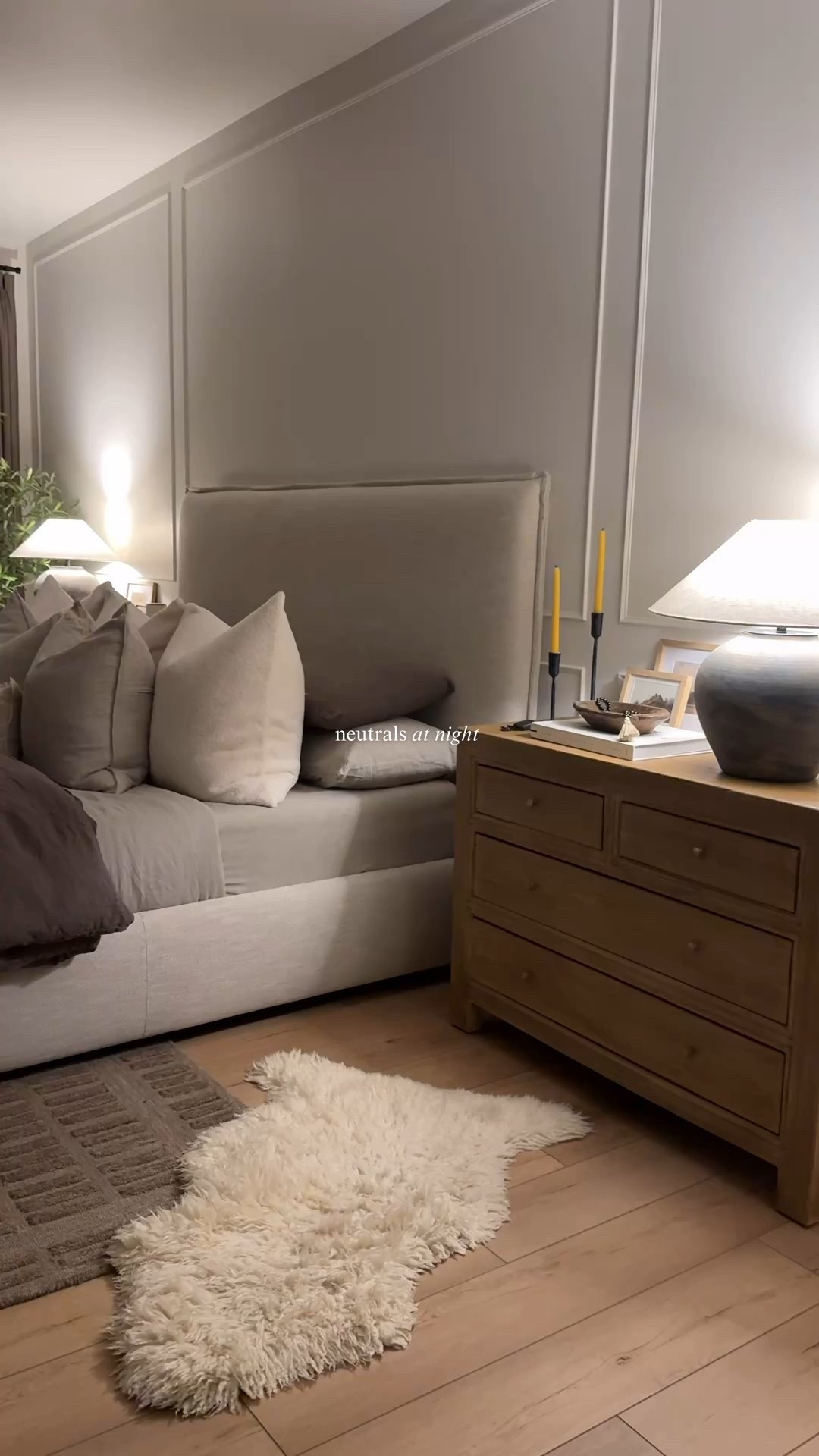 Nighttime neutrals just hit different.
Layered linens, soft textures, a few black accents and that cocoa coloured rug… Cozy on cozy. 🥰



#LTKhome #LTKholiday #LTKsale