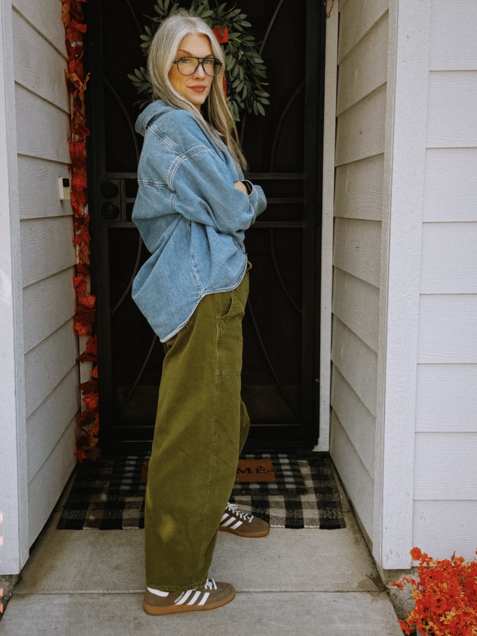 Denim + army green are having a MOMENT this season and I’m fully on board. 

The oversized denim, wide-leg utility pants + Sambas are giving effortless cool-girl fall without trying too hard. 🍂

Everything linked on my LTK! ✨

#LTKStyleTip #FallStyle #DenimStyle #ArmyGreen #SchoolSecretaryStyle

#LTKgrwm #LTKootd #LTKWorkwear