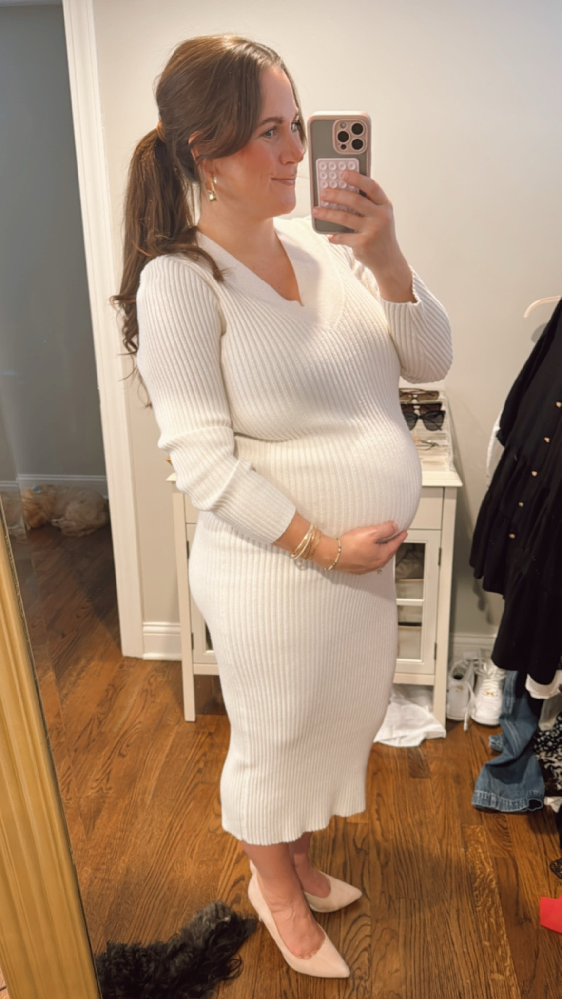 A maternity friendly dress that is perfect for photos, shower or any occasion really 🤰🏻