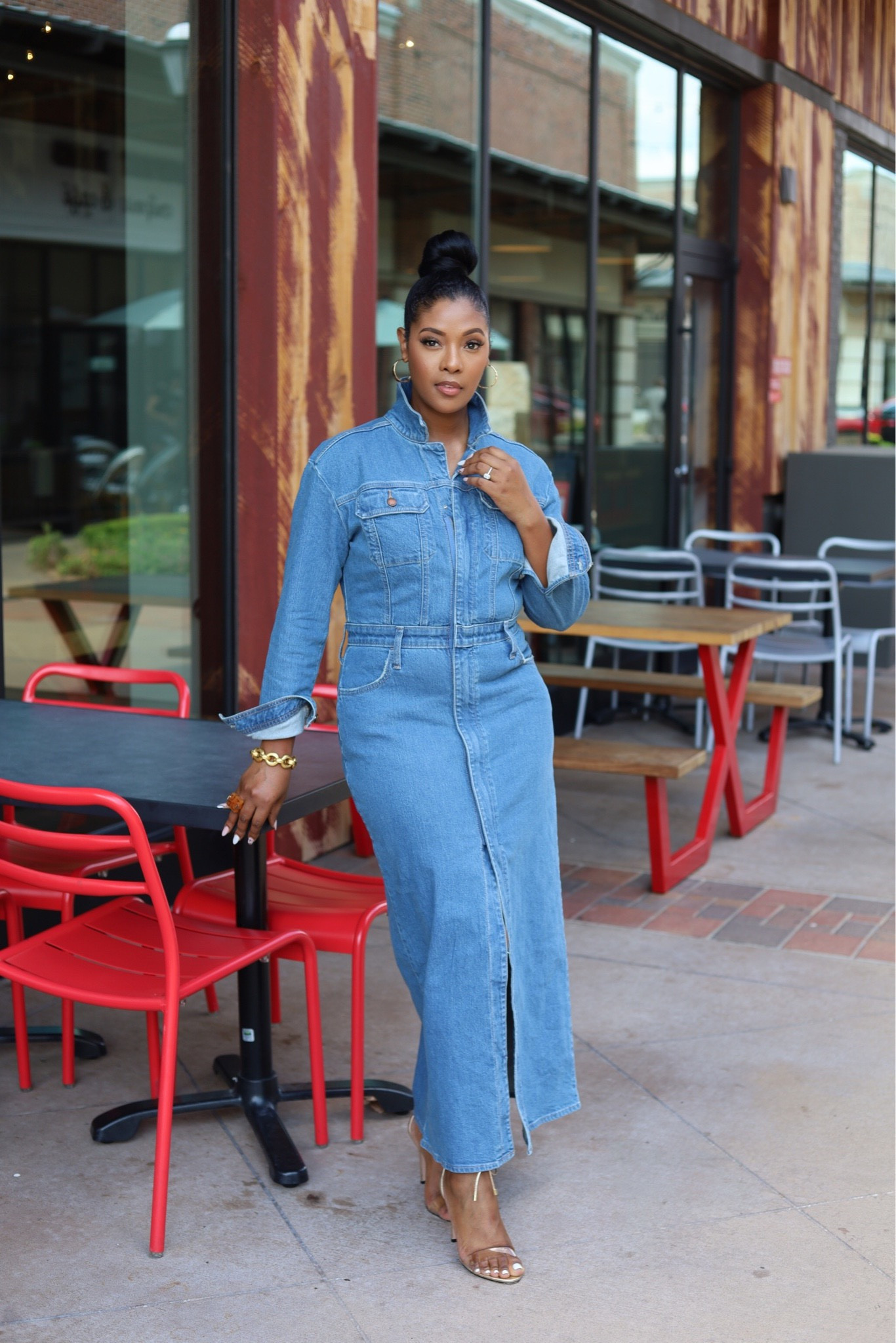THIS DRESS is back in stock in BLACK and it’s 🔥🔥

Target us killing it with these fashuin finds. Long sleeve denim dress. 

#LTKworkwear #LTKfindsunder100 #LTKfindsunder50