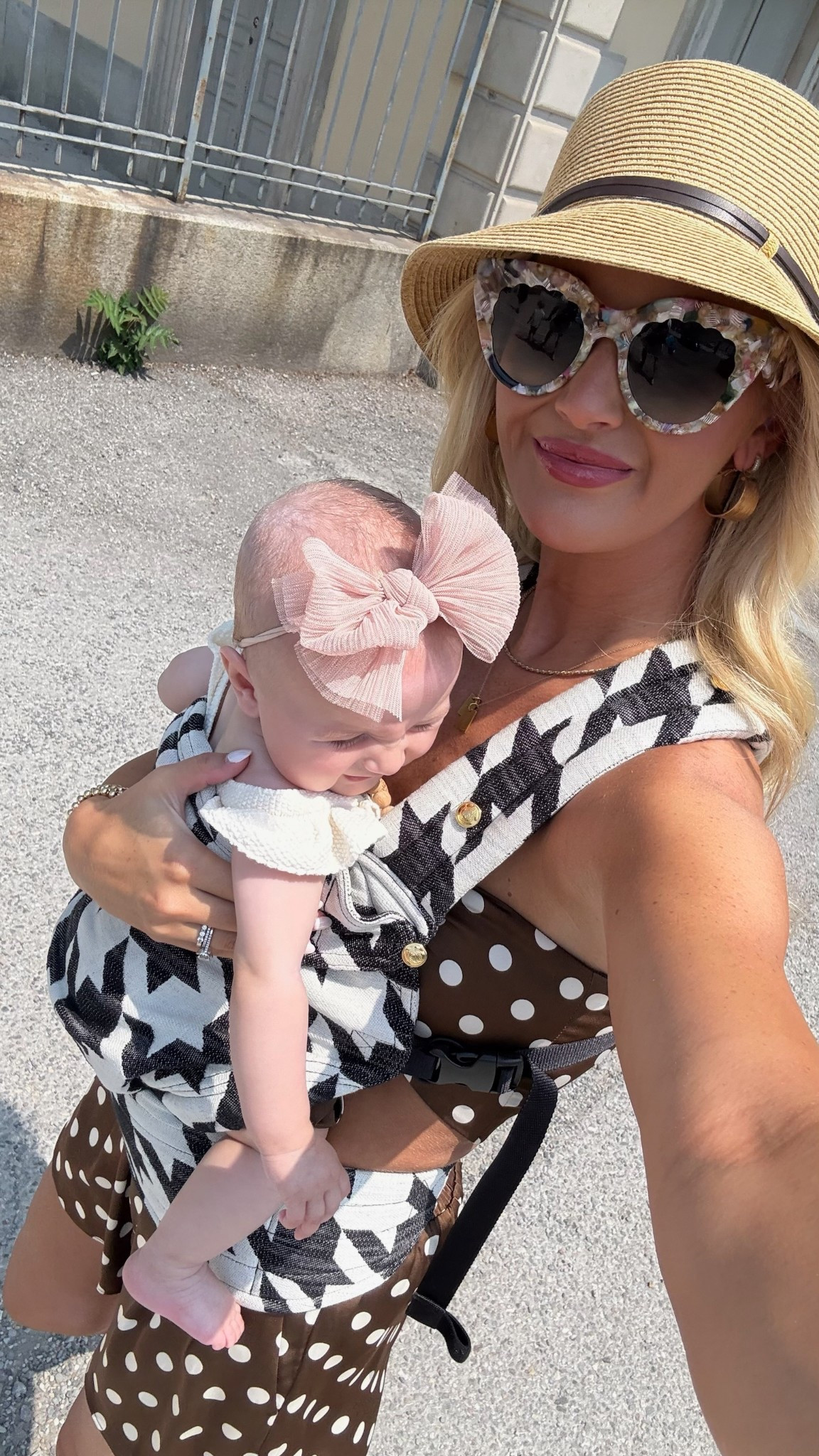 Sightseeing with Sis! 🤎

#LTKTravel #LTKBaby #LTKStyleTip