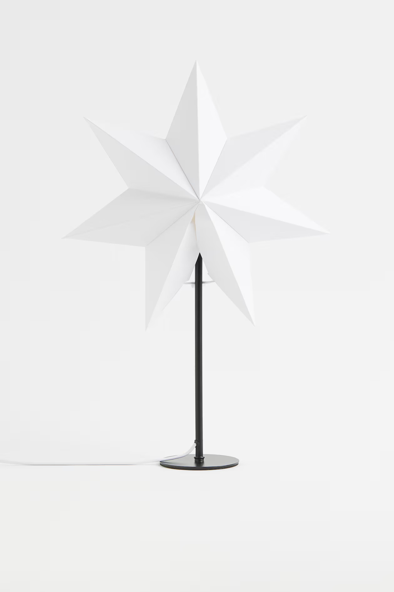 Tischleuchte | H&M (DE, AT, CH, NL, FI)