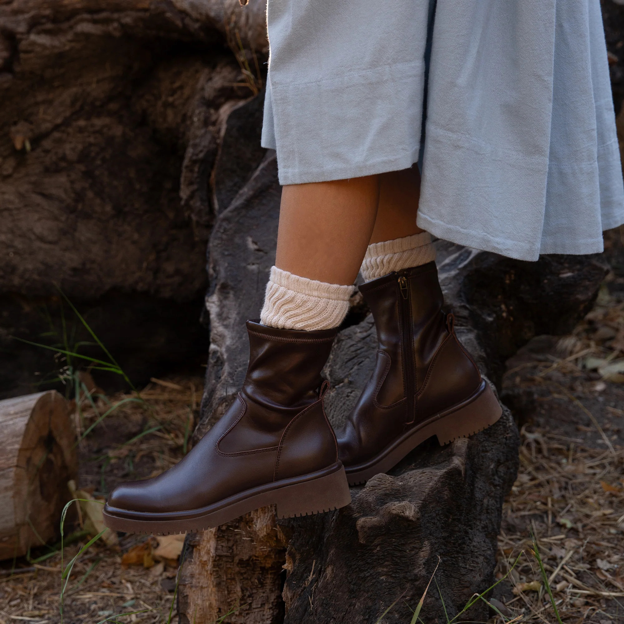 Simaya H2O Boots Mahogany Leather | DolceVita.com