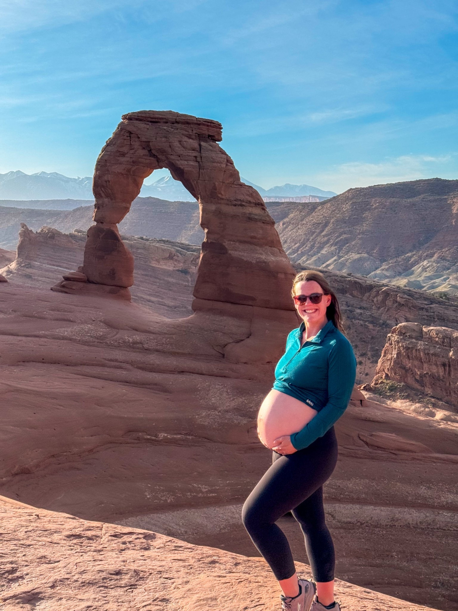 Third trimester bump-friendly hiking outfit ✨🥾🤰🏻

Top: medium (size up)
Lululemon align Leggings: 6 (pre-pregnancy size still fits, even over the bump)



#LTKActive #LTKBump #LTKootd