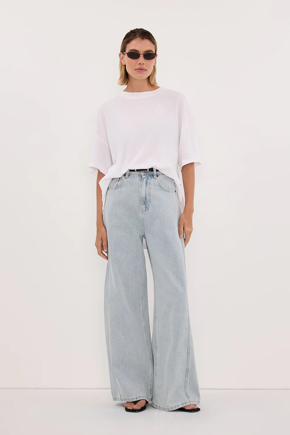 SLOANE WHITE COTTON LONGLINE TEE | DISSH
