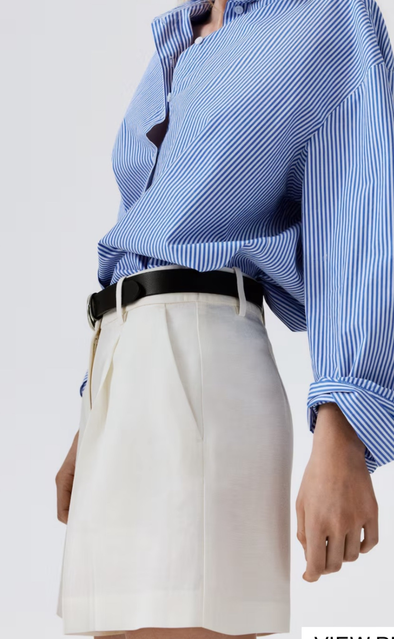 White linen shorts! 

#LTKFindsUnder50 #LTKMidsize #LTKStyleTip